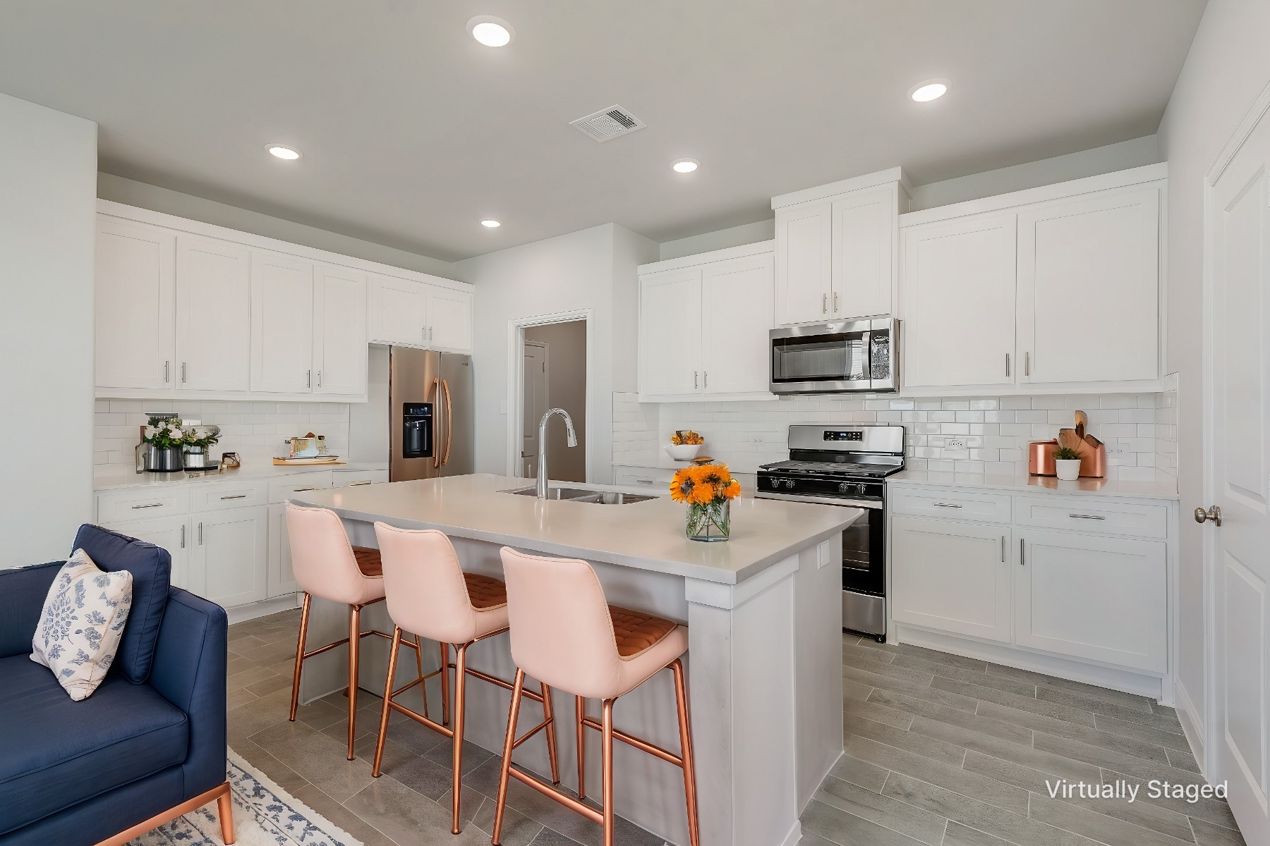 3016 Isla Terrace