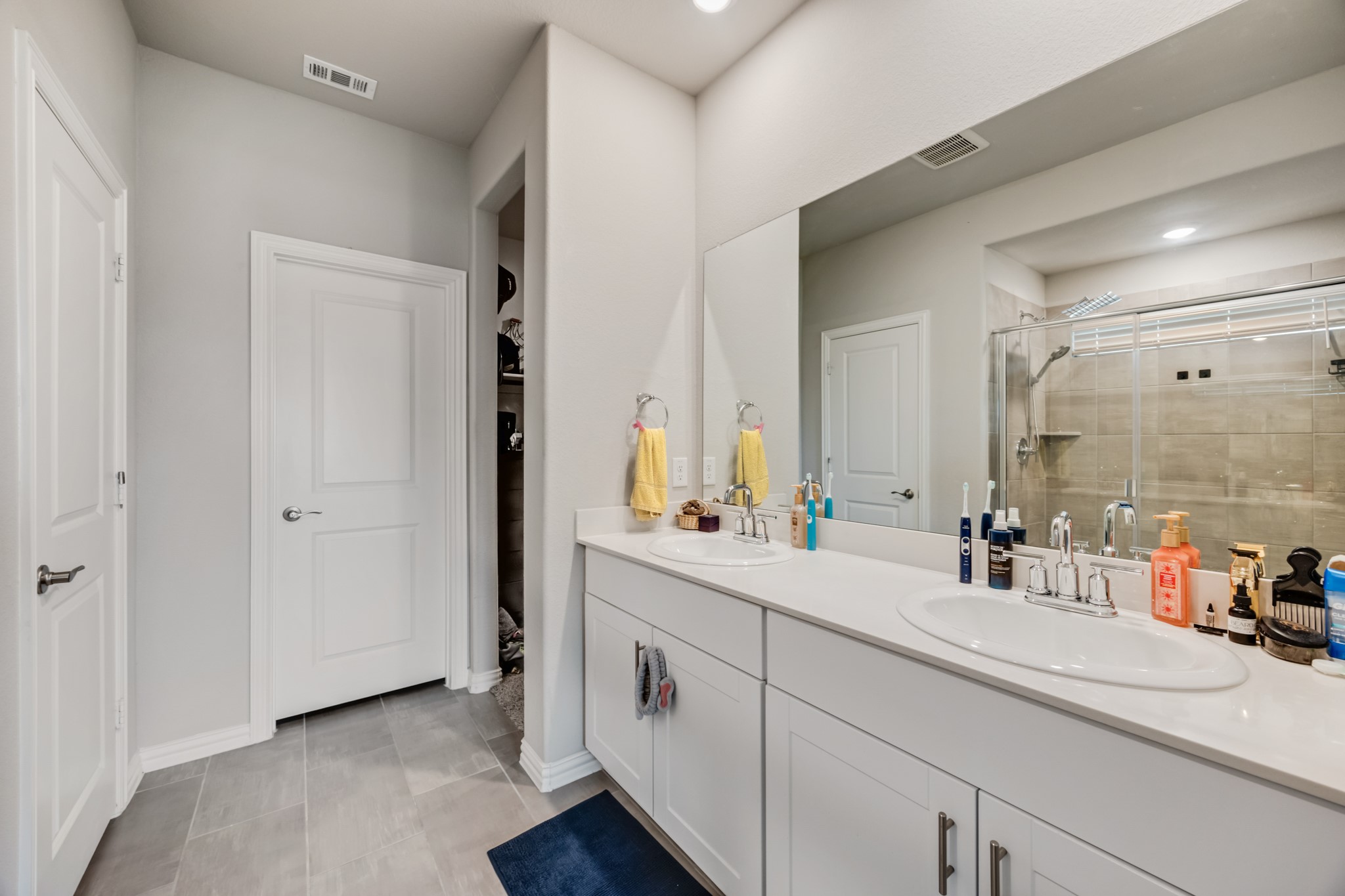 3401 Triumph Drive