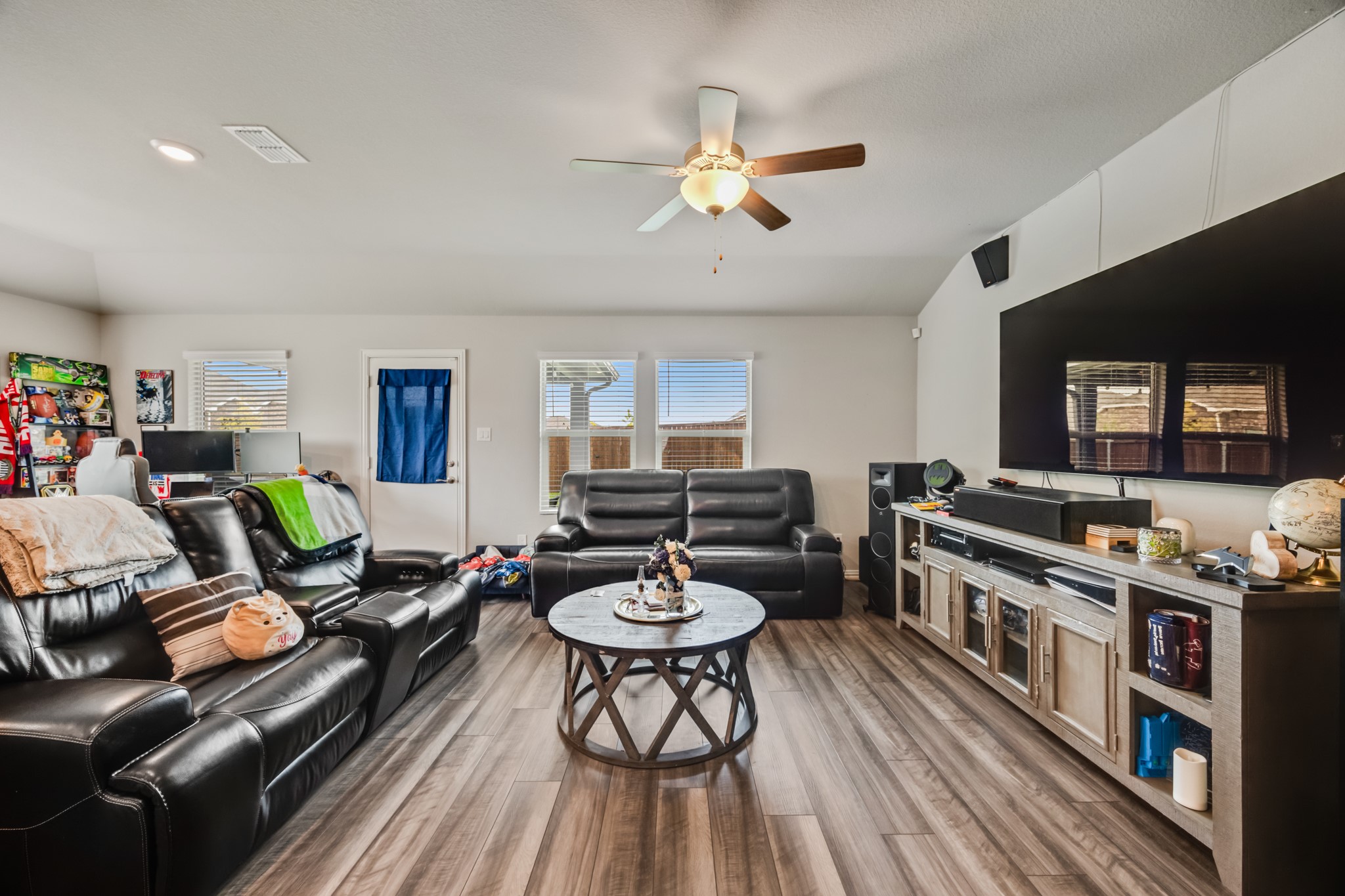 3401 Triumph Drive