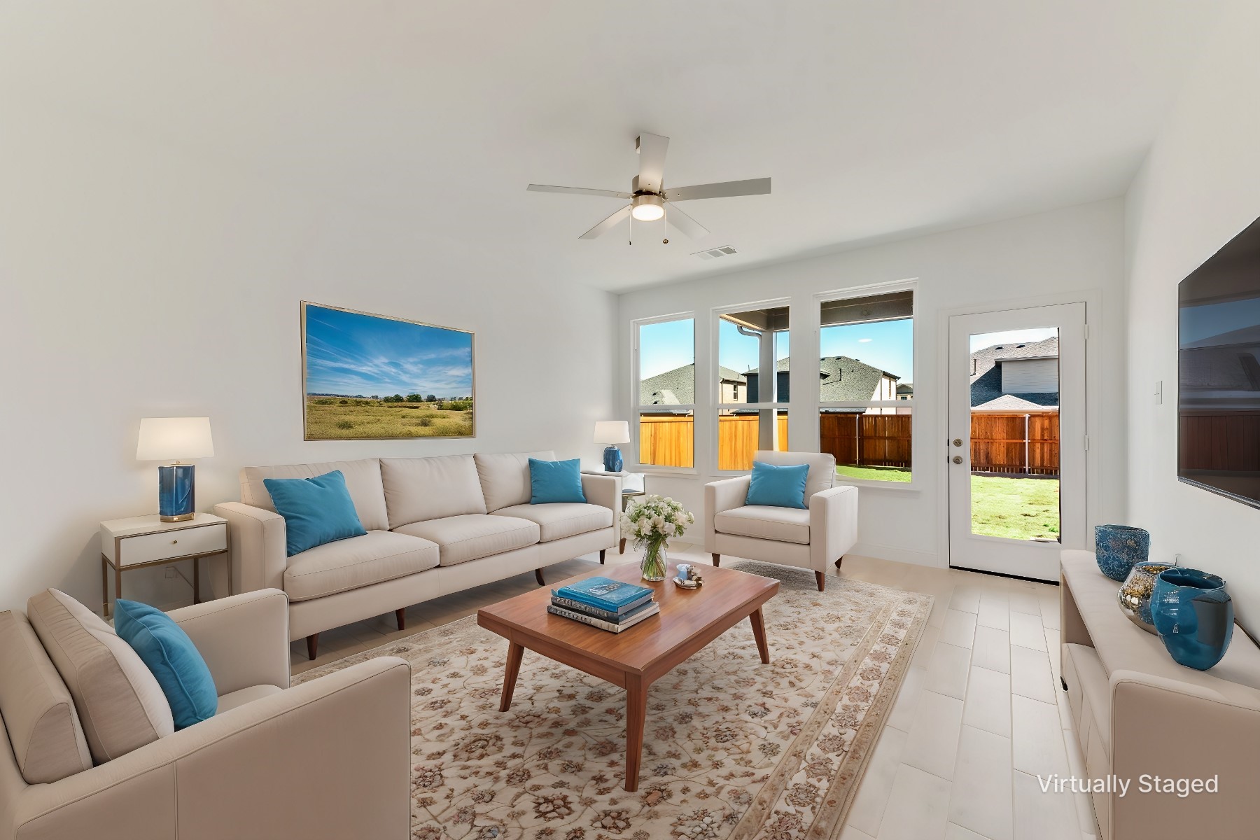 3107 Lucia Way