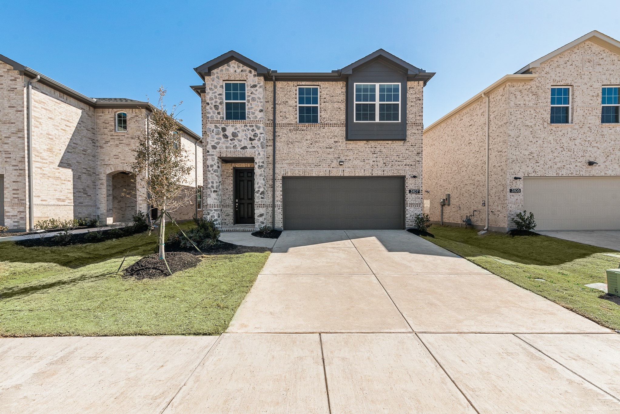 3107 Lucia Way