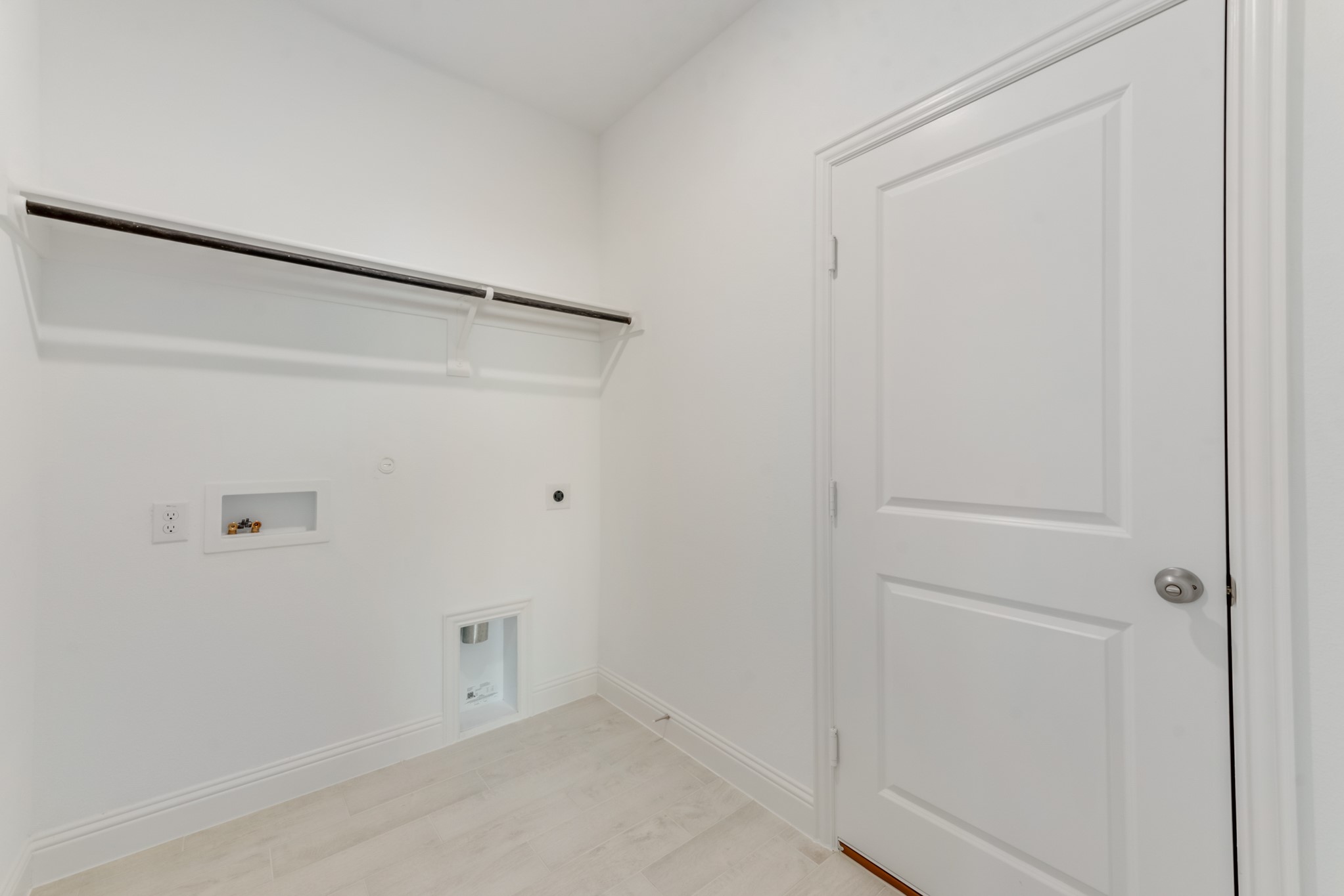 3107 Lucia Way