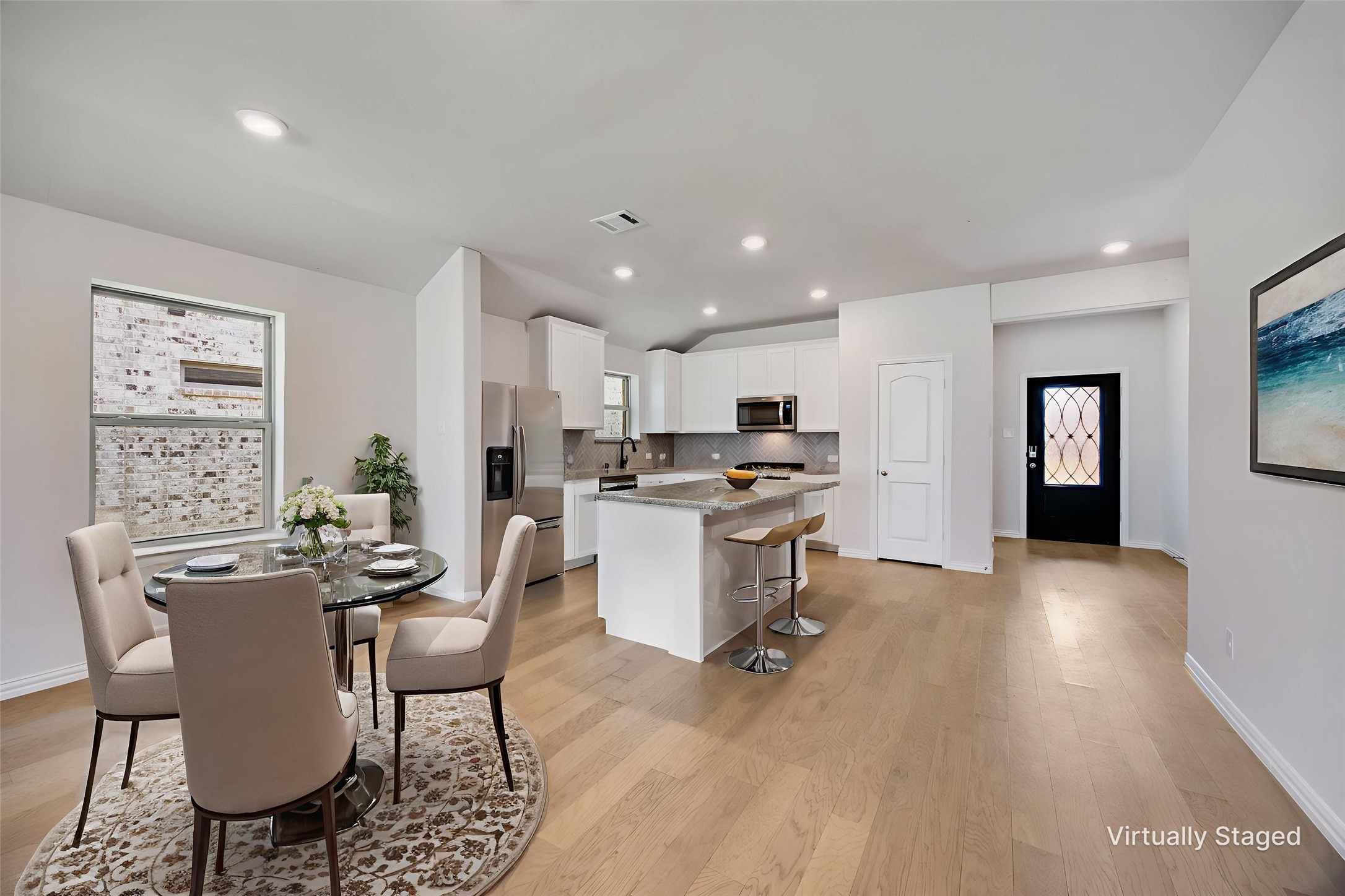1906 Sandpiper Way