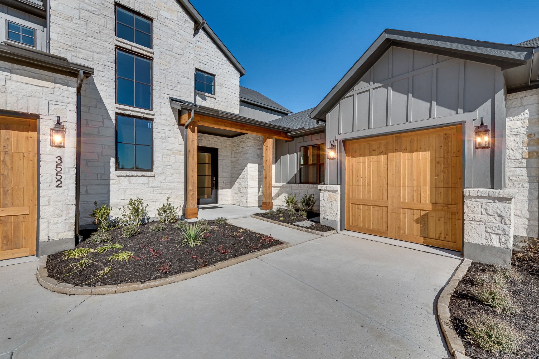 3552 Melvina Drive