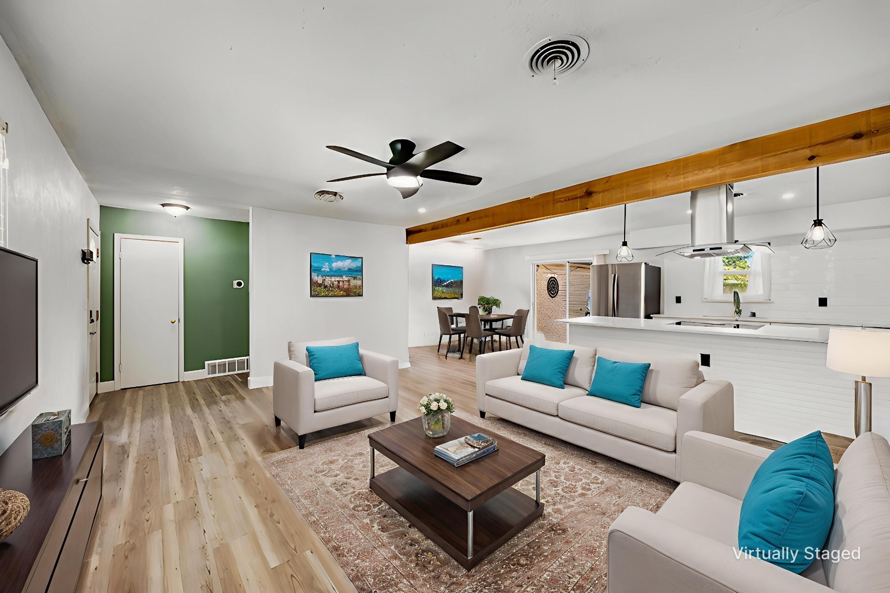 404 E Alexander Lane