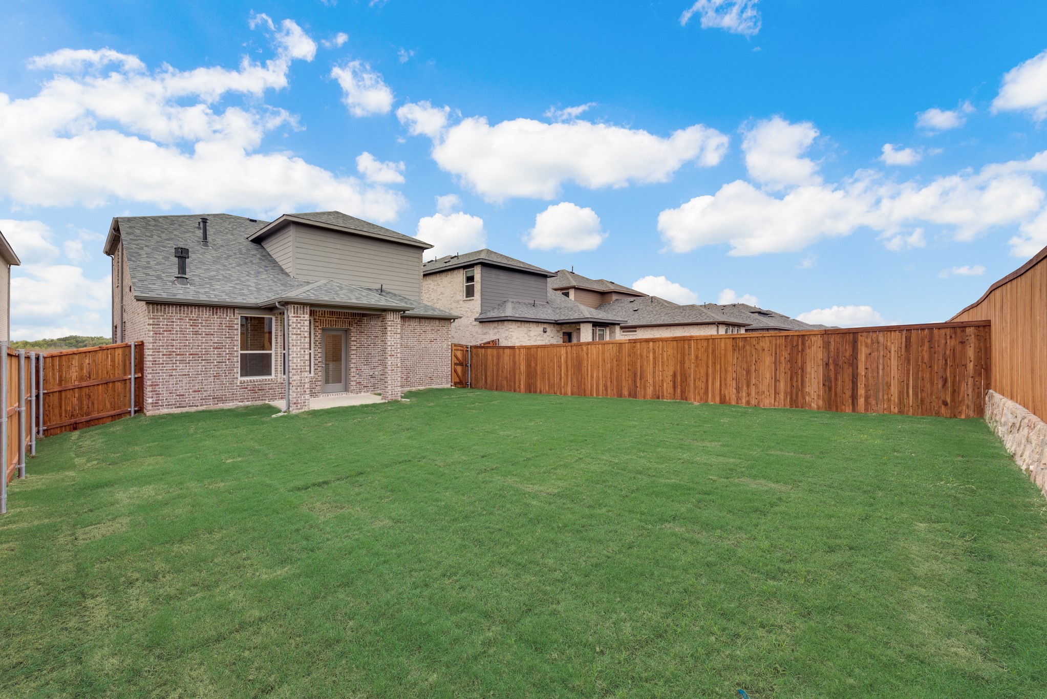 916 Santa Lucia Drive