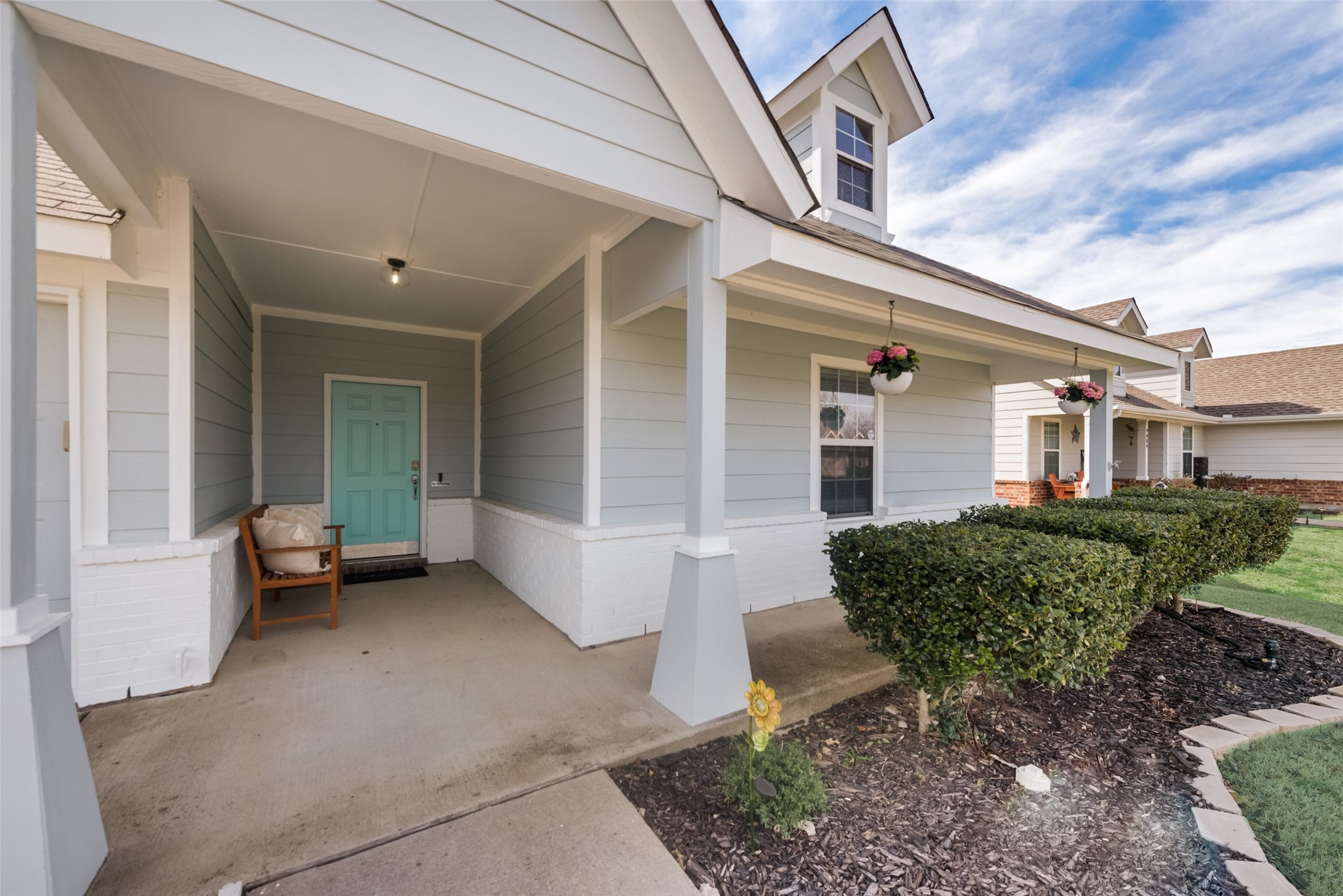 9805 Tanglebrush Drive