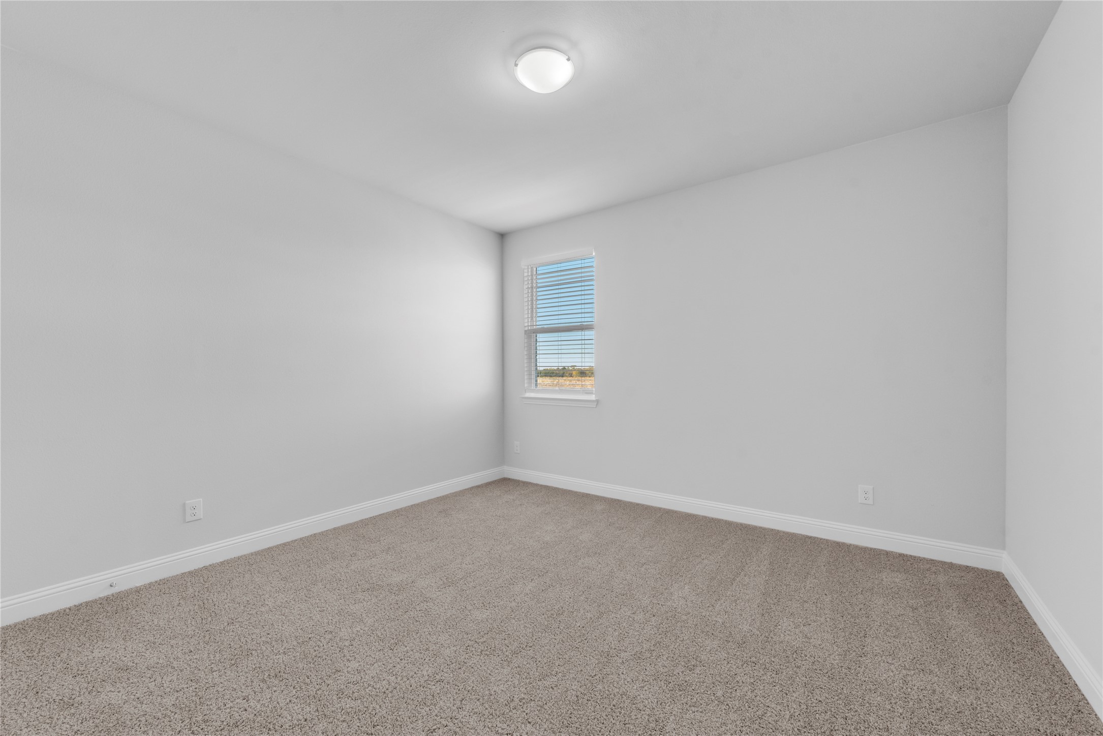 3016 Isla Terrace
