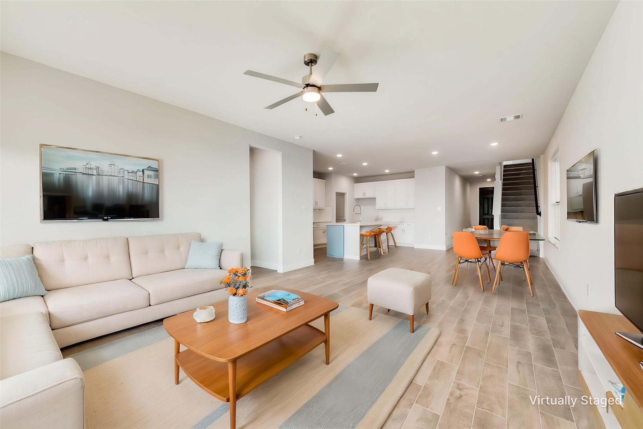 3206 Lucia Way