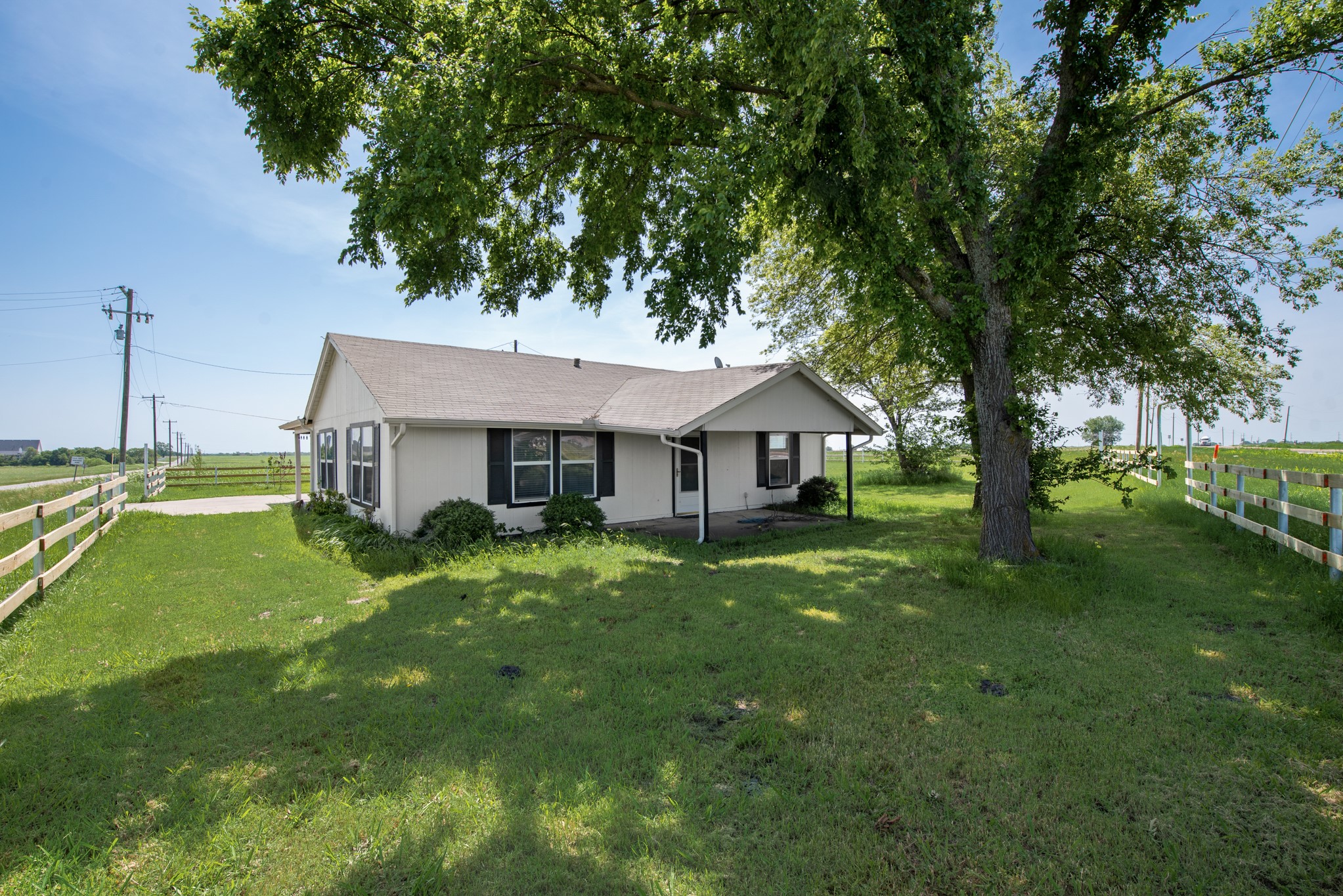 354 N FM 1138