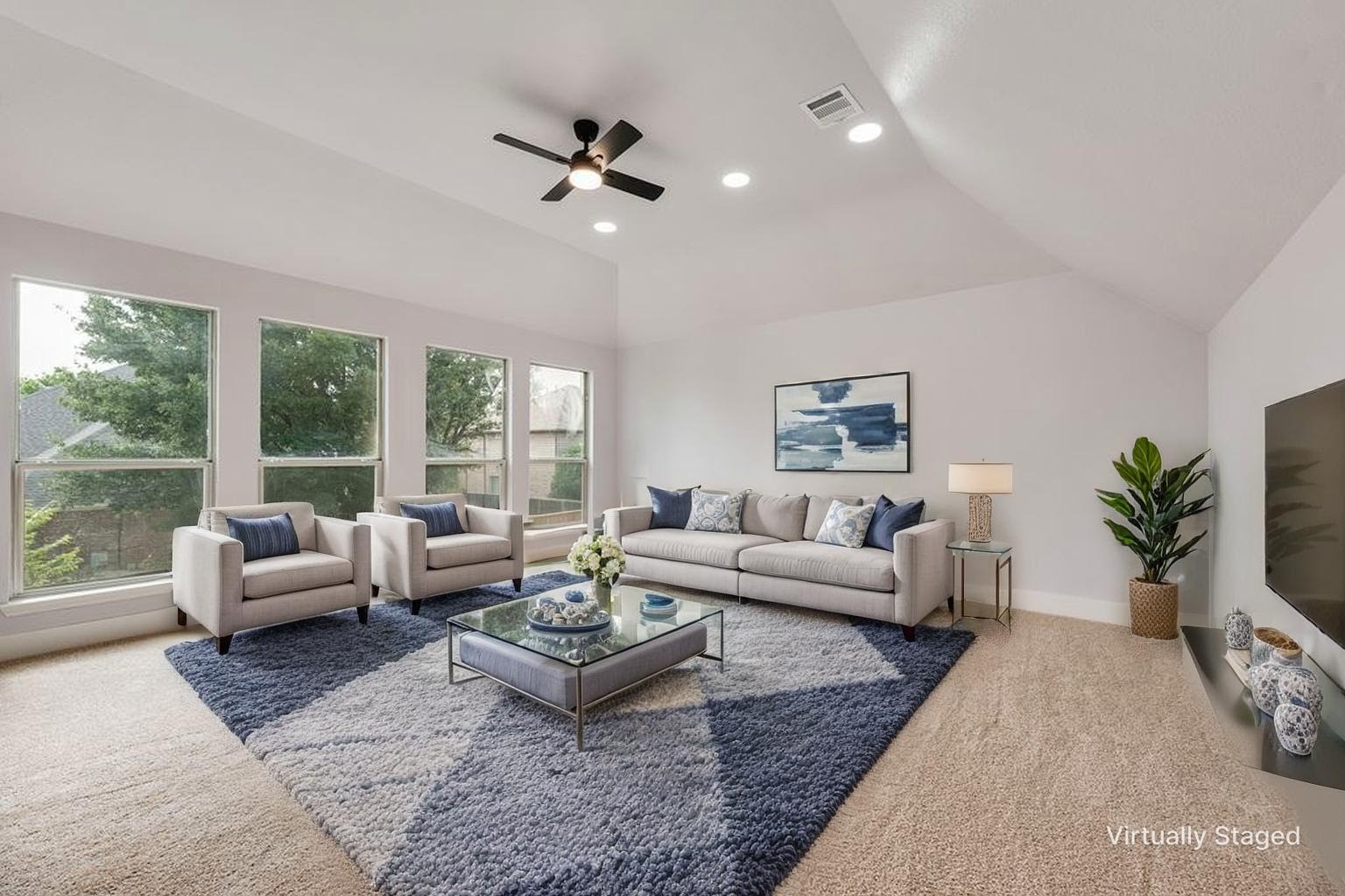 404 Parkside Court