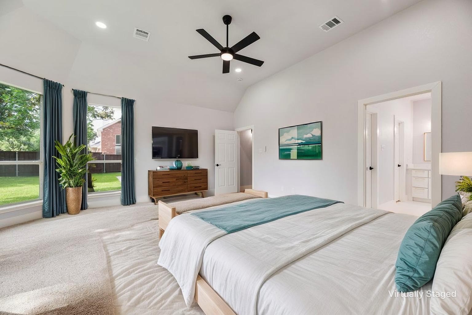 404 Parkside Court