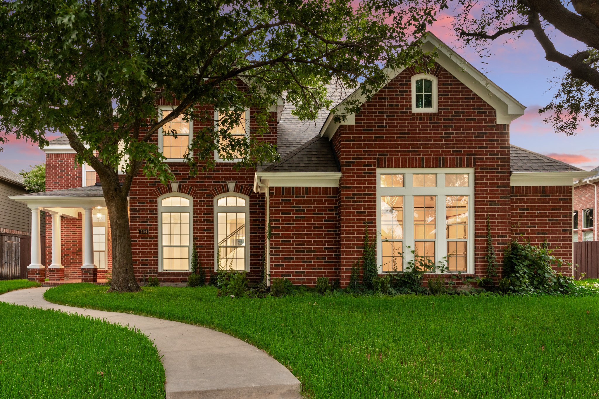 404 Parkside Court