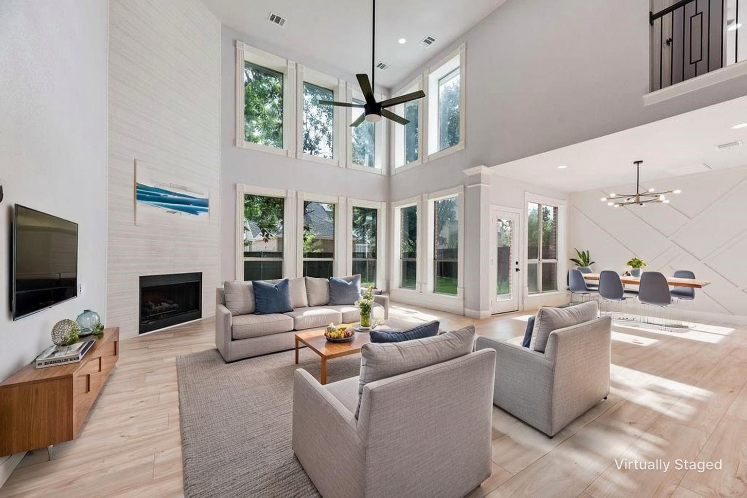 404 Parkside Court