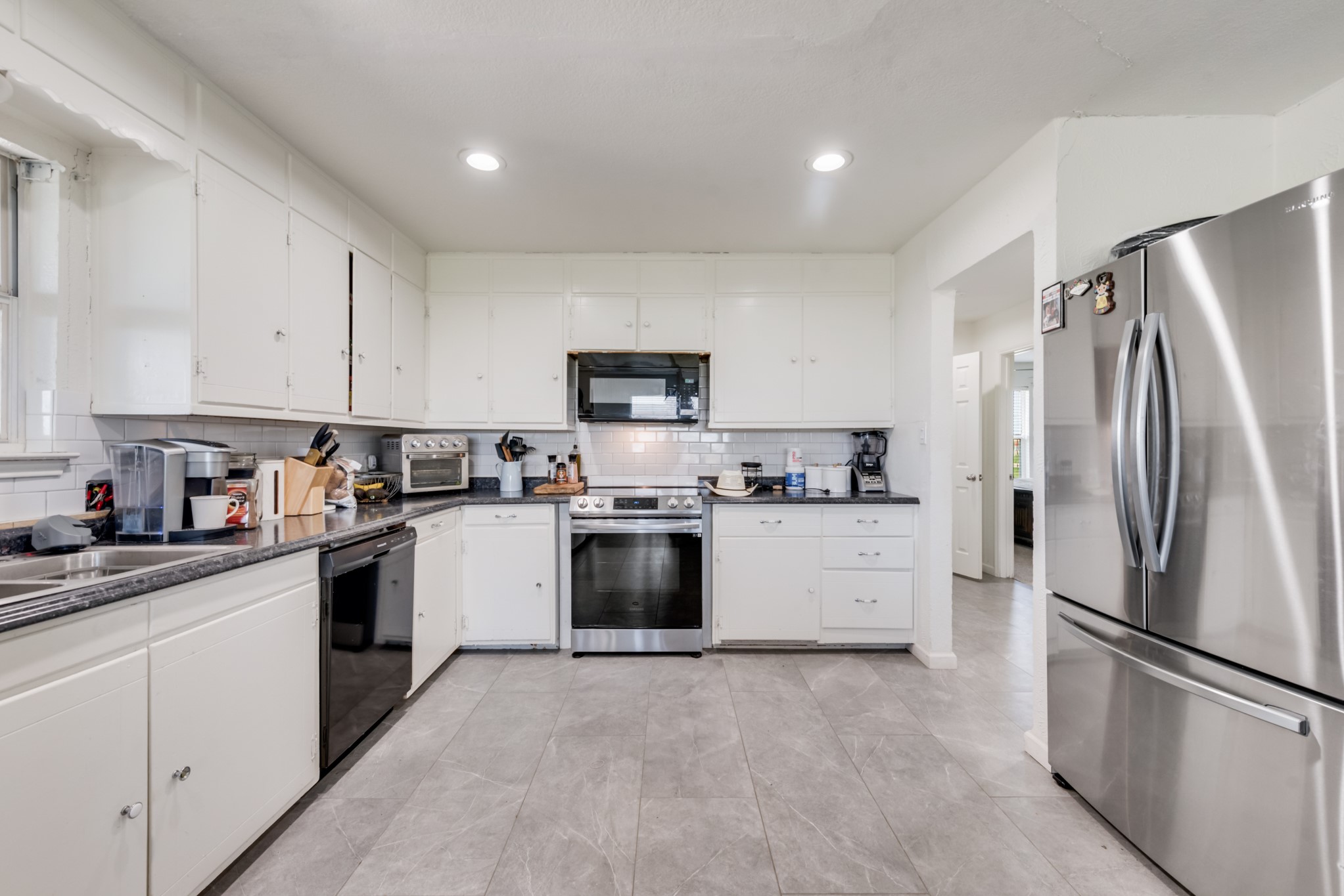 354 N FM 1138
