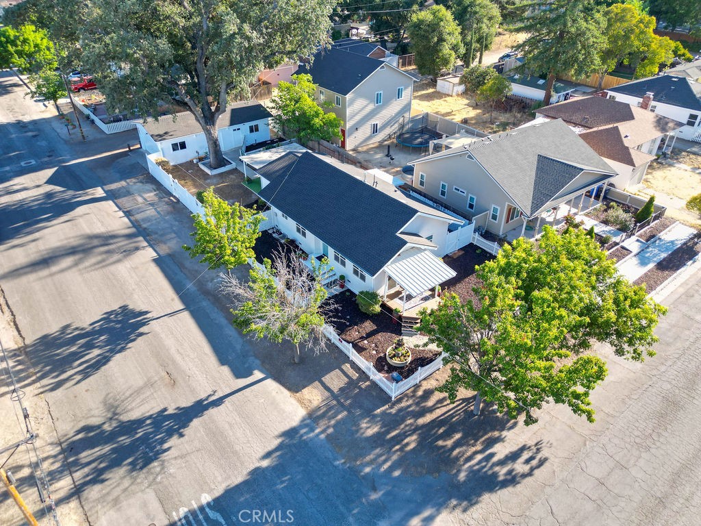 246 16th Street