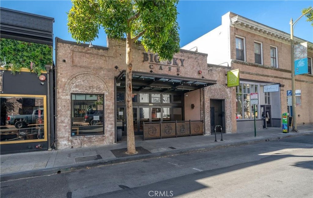 1121 Broad Street