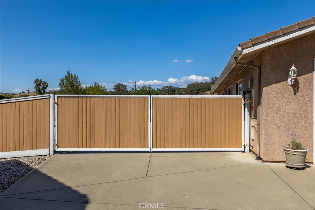 1615 Buggywhip Lane