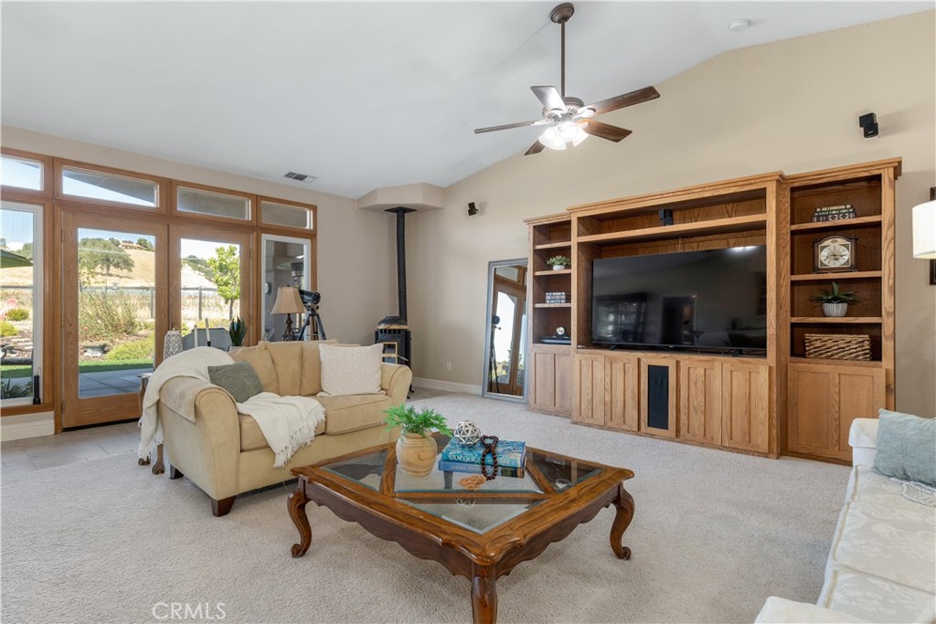 1615 Buggywhip Lane