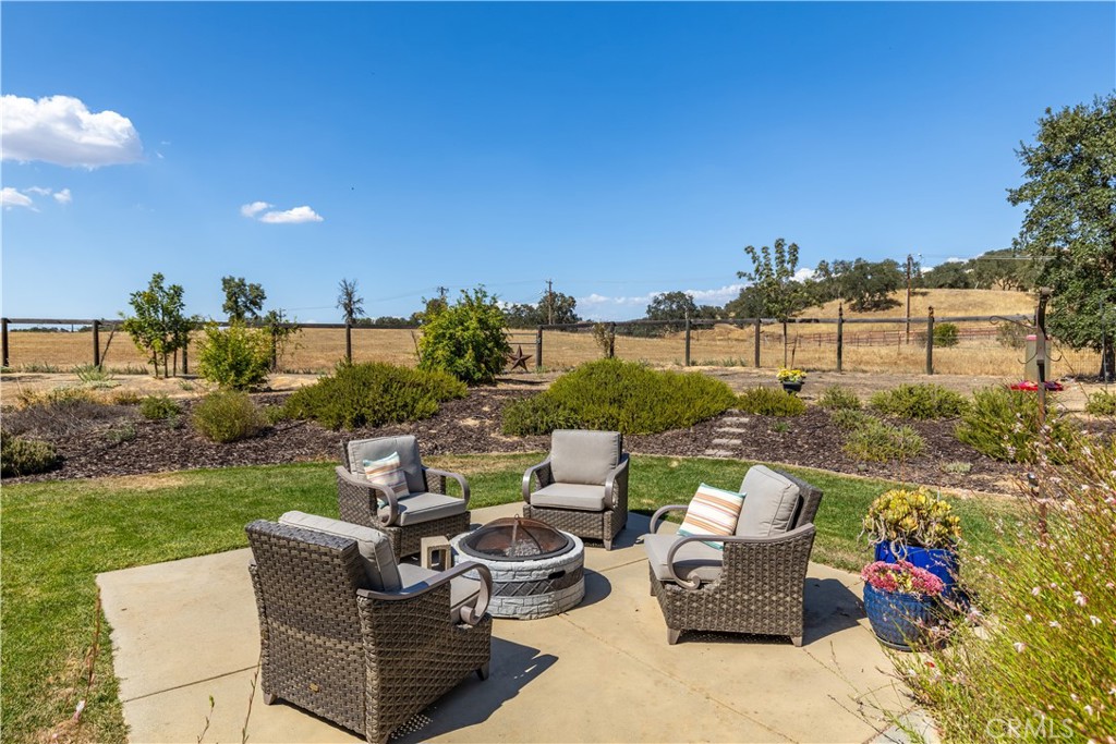 1615 Buggywhip Lane
