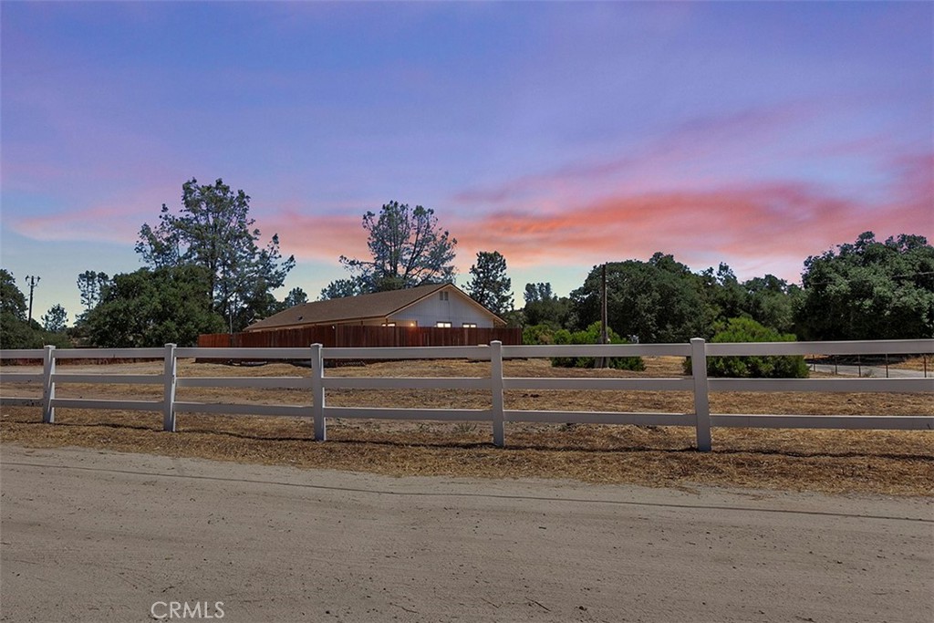 4281 Blue Road