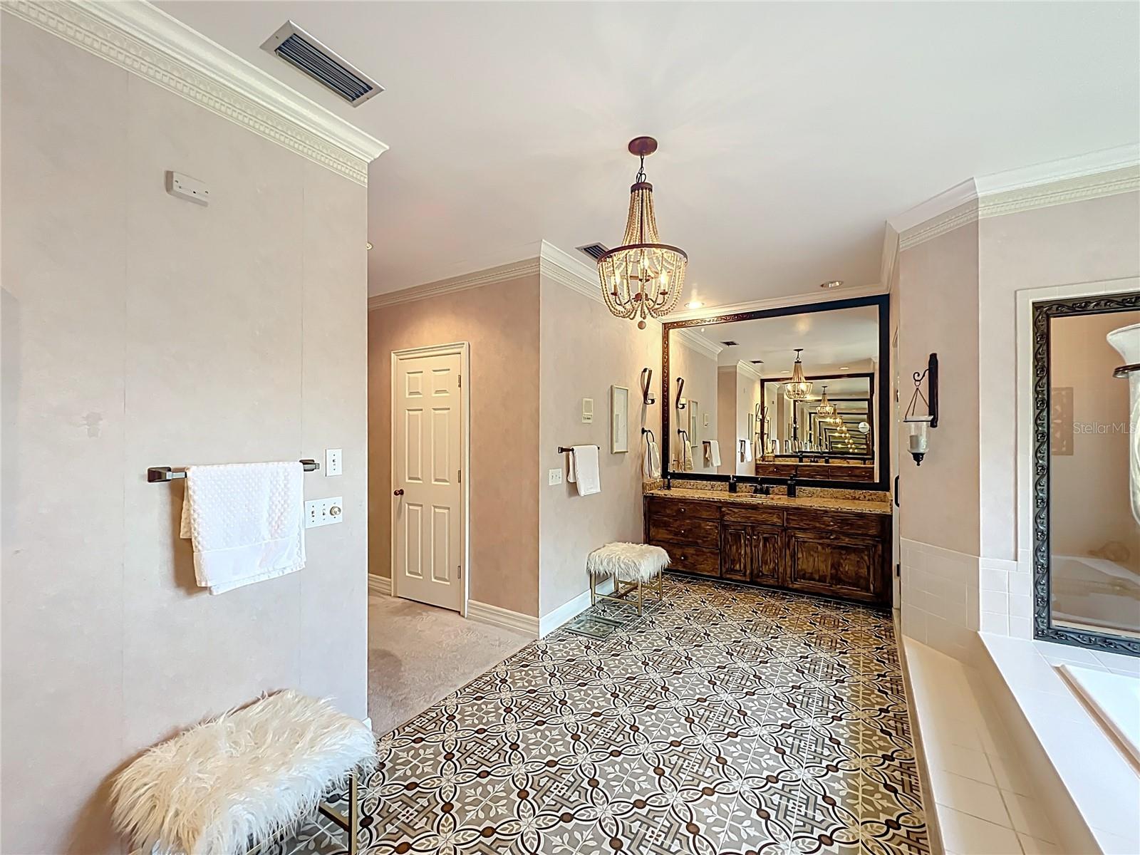 2756 SEQUOYAH DR