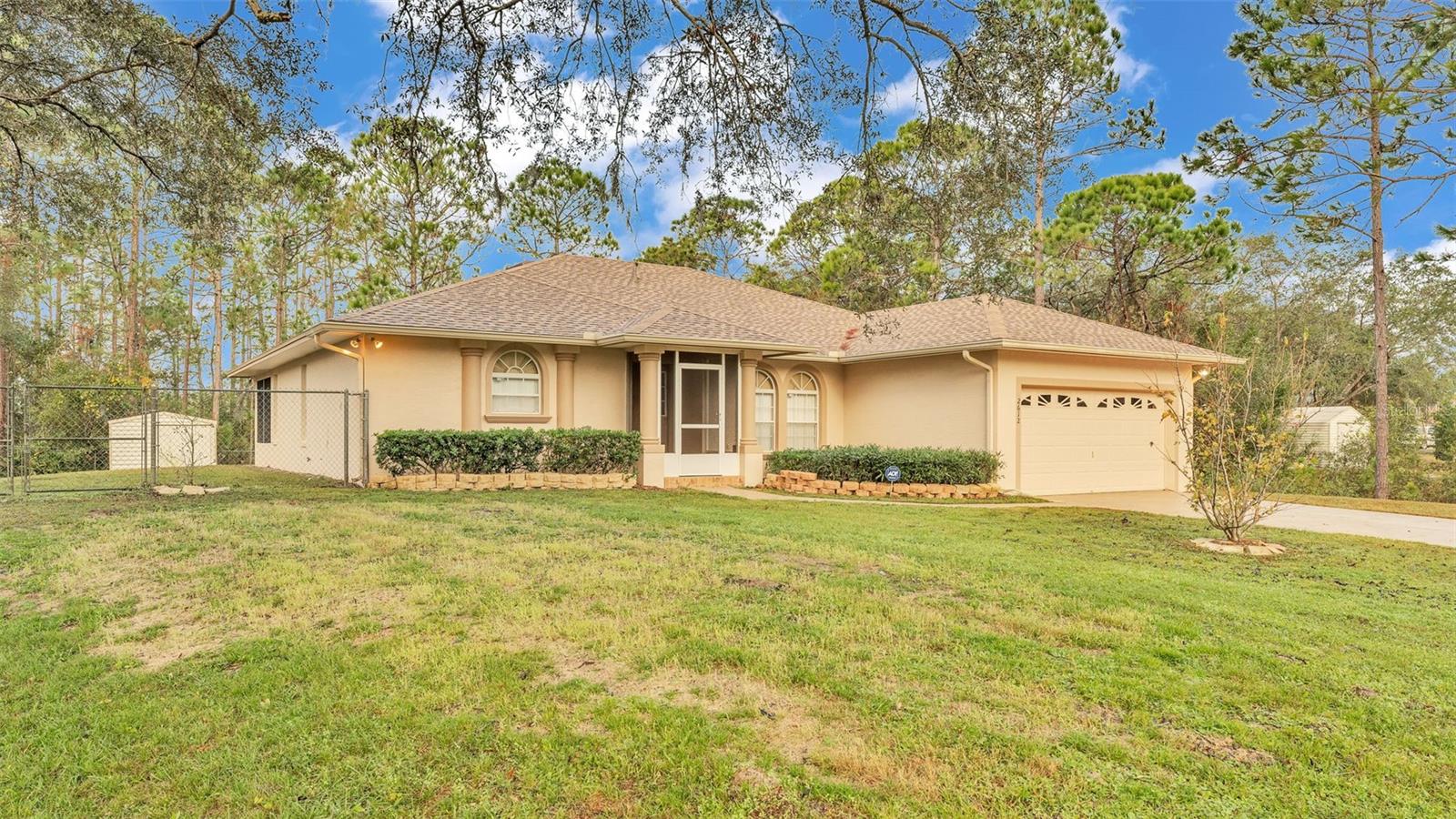 2612 MAGNOLIA CIR