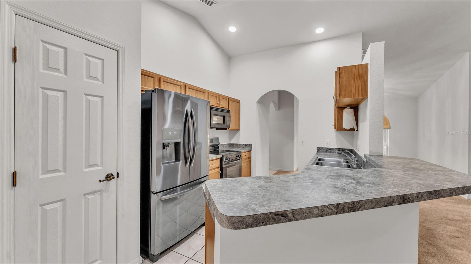2612 MAGNOLIA CIR