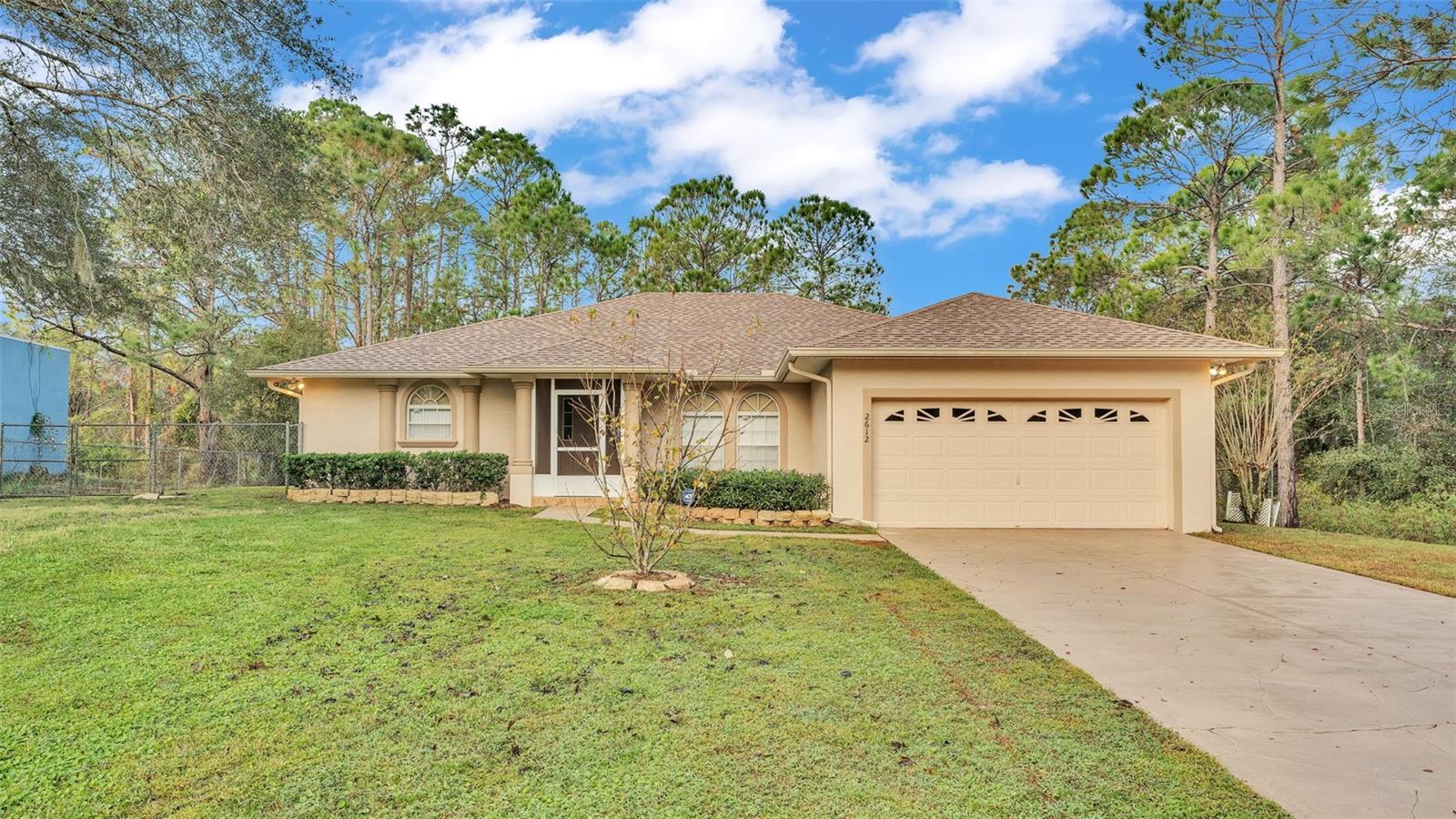 2612 MAGNOLIA CIR