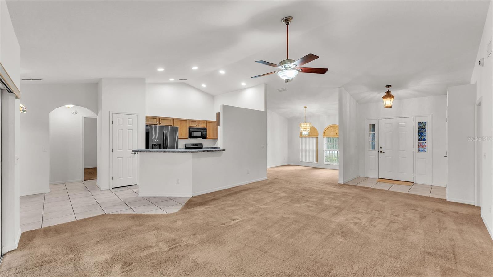 2612 MAGNOLIA CIR
