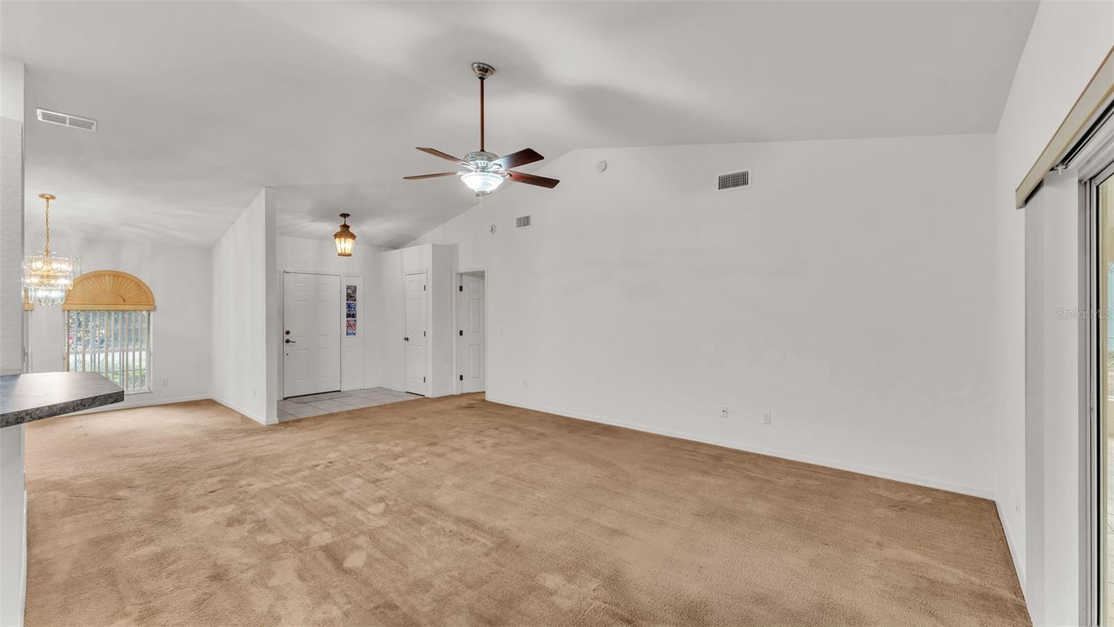 2612 MAGNOLIA CIR