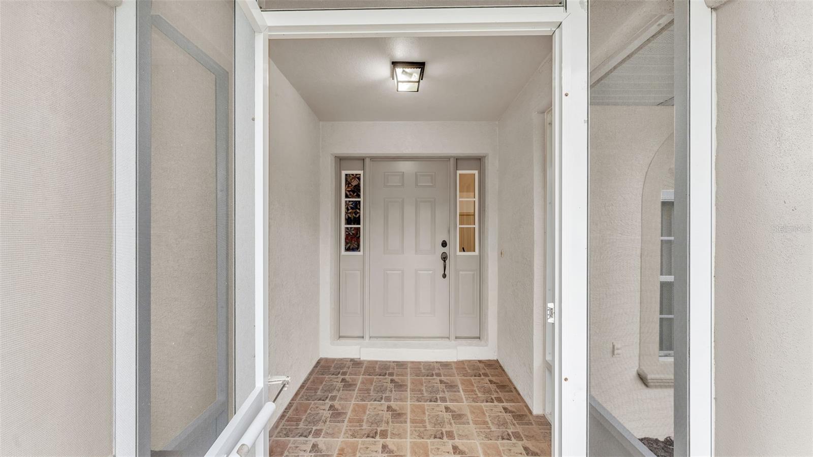 2612 MAGNOLIA CIR