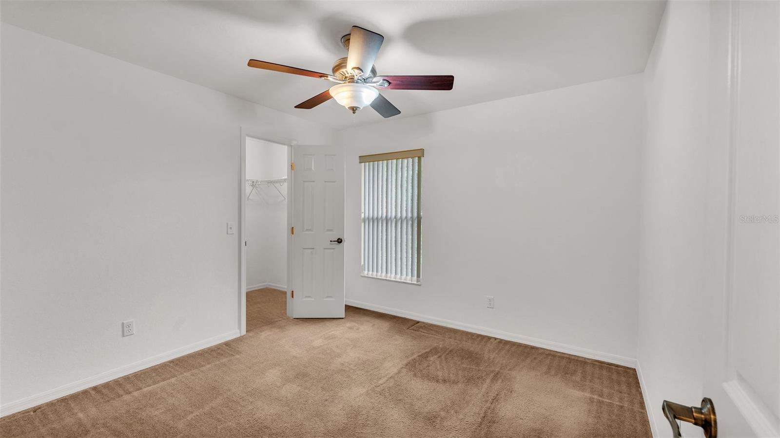 2612 MAGNOLIA CIR