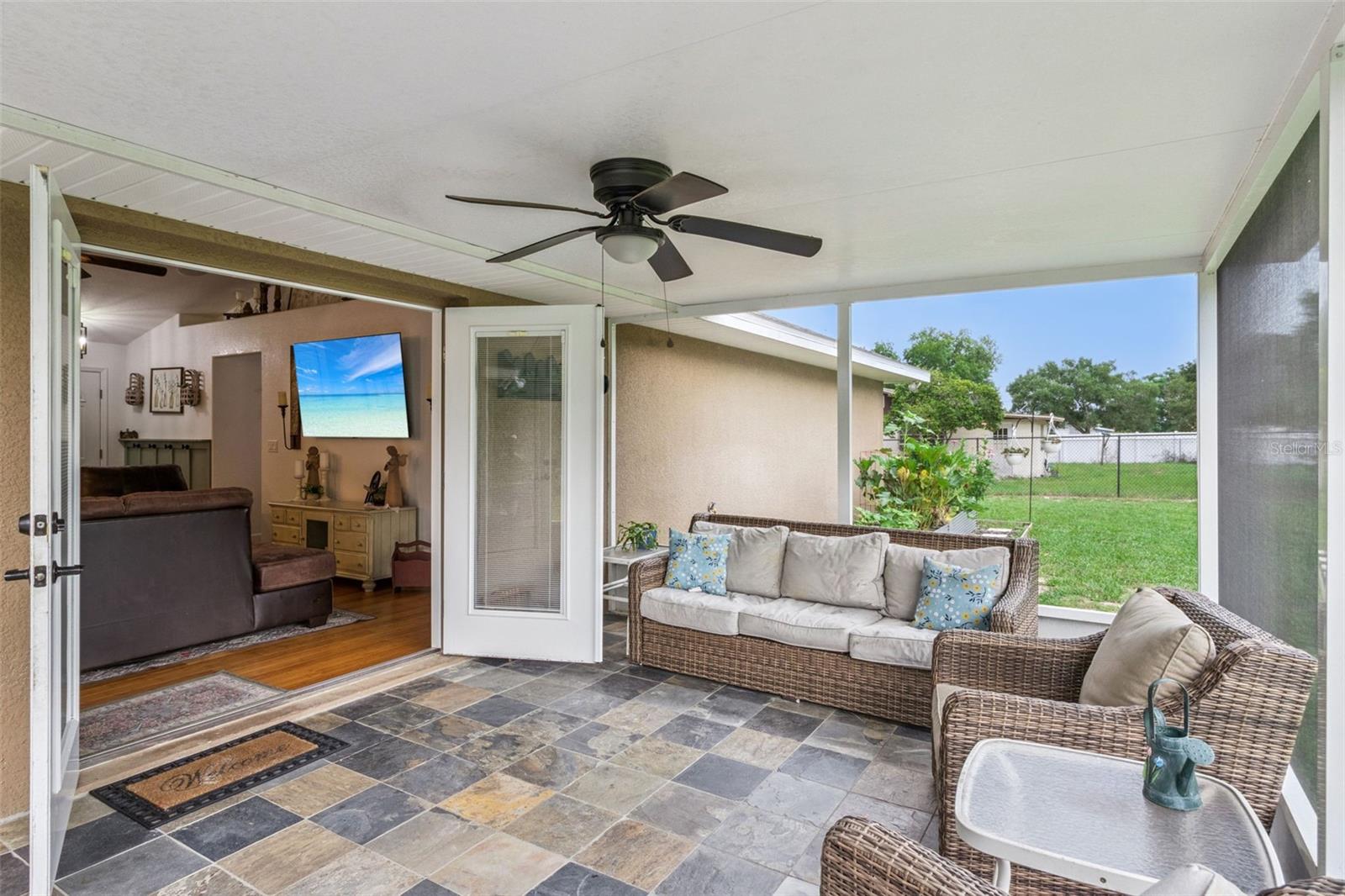 214 MOUNTAIN DR