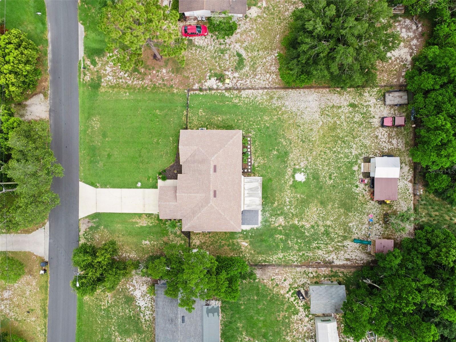 214 MOUNTAIN DR