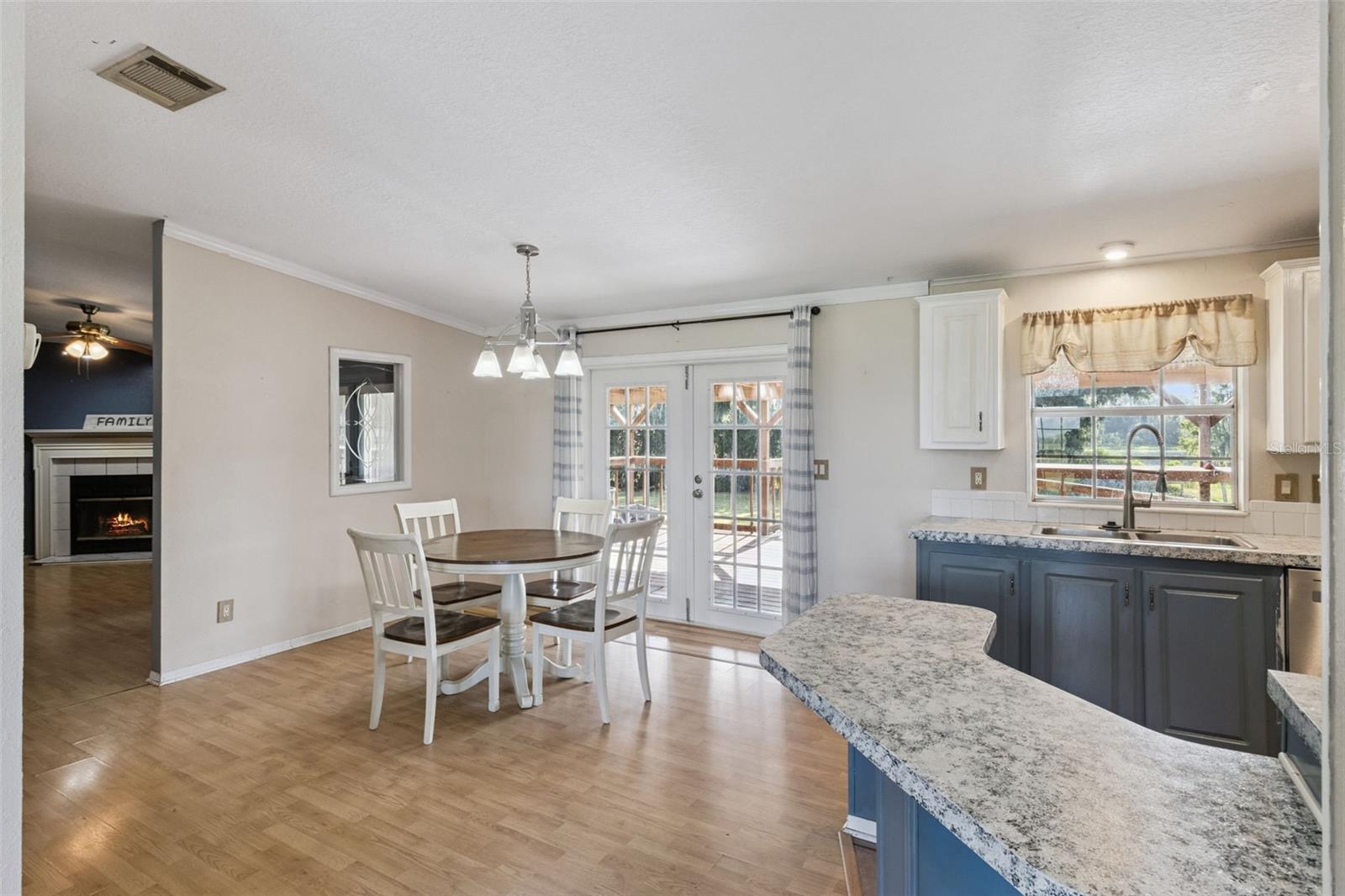 1153 SAND MOUNTAIN RD