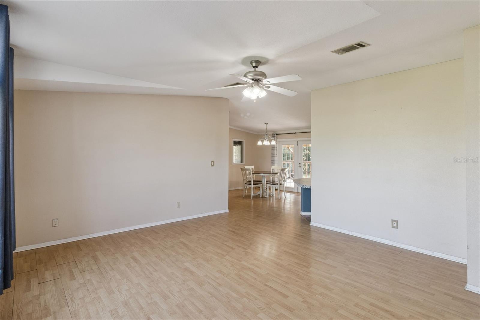 1153 SAND MOUNTAIN RD