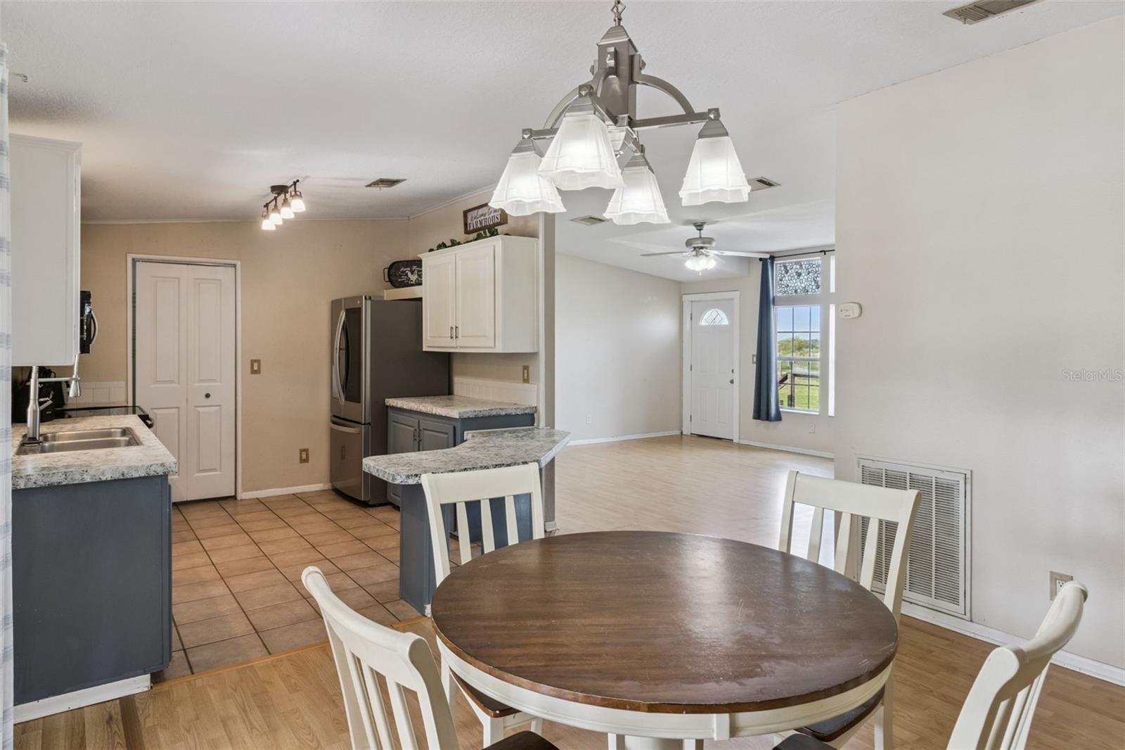 1153 SAND MOUNTAIN RD