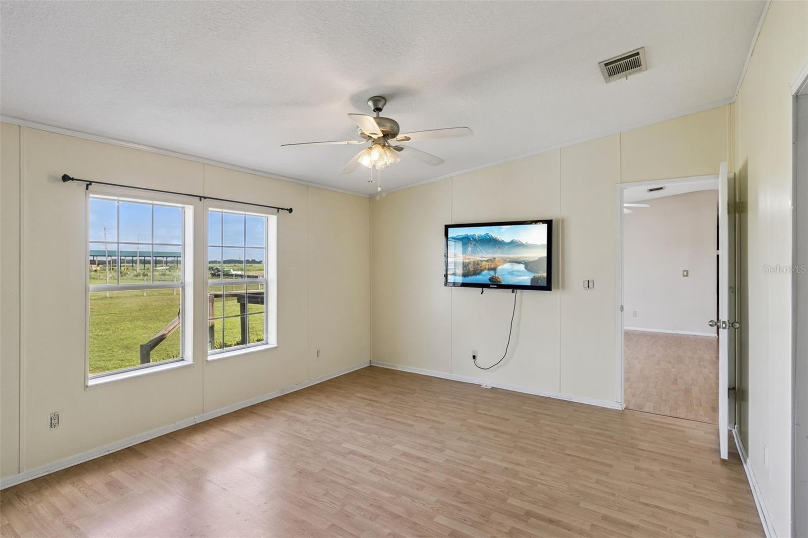 1153 SAND MOUNTAIN RD