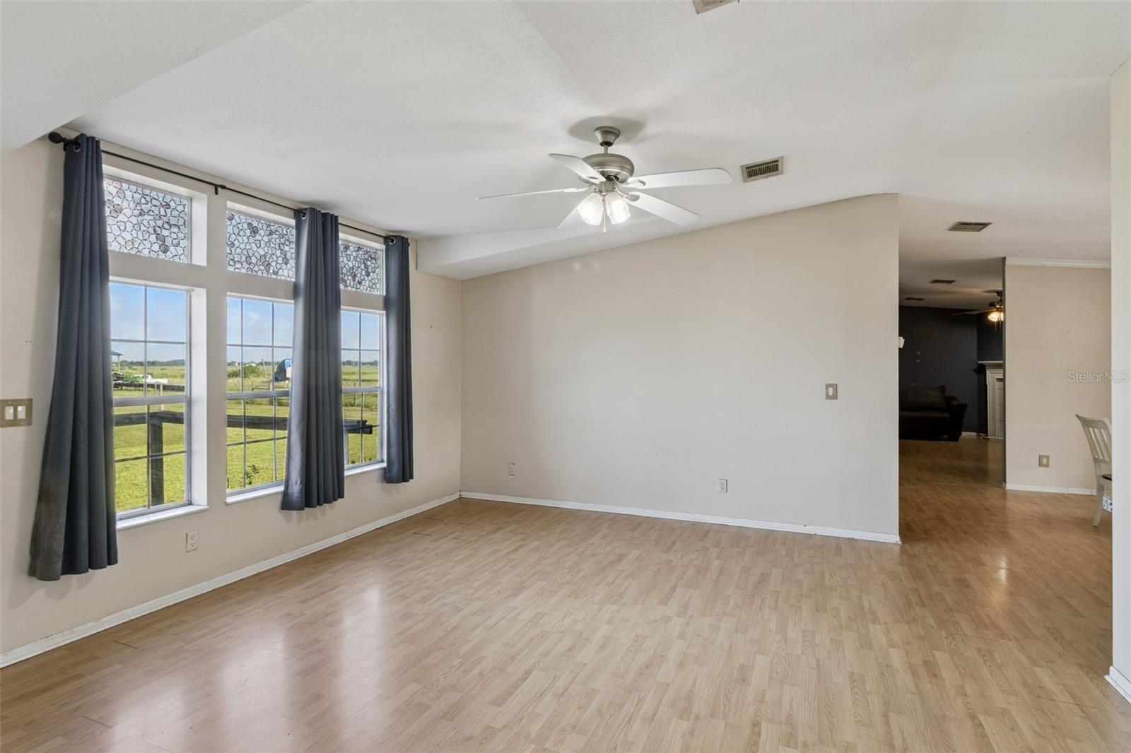 1153 SAND MOUNTAIN RD