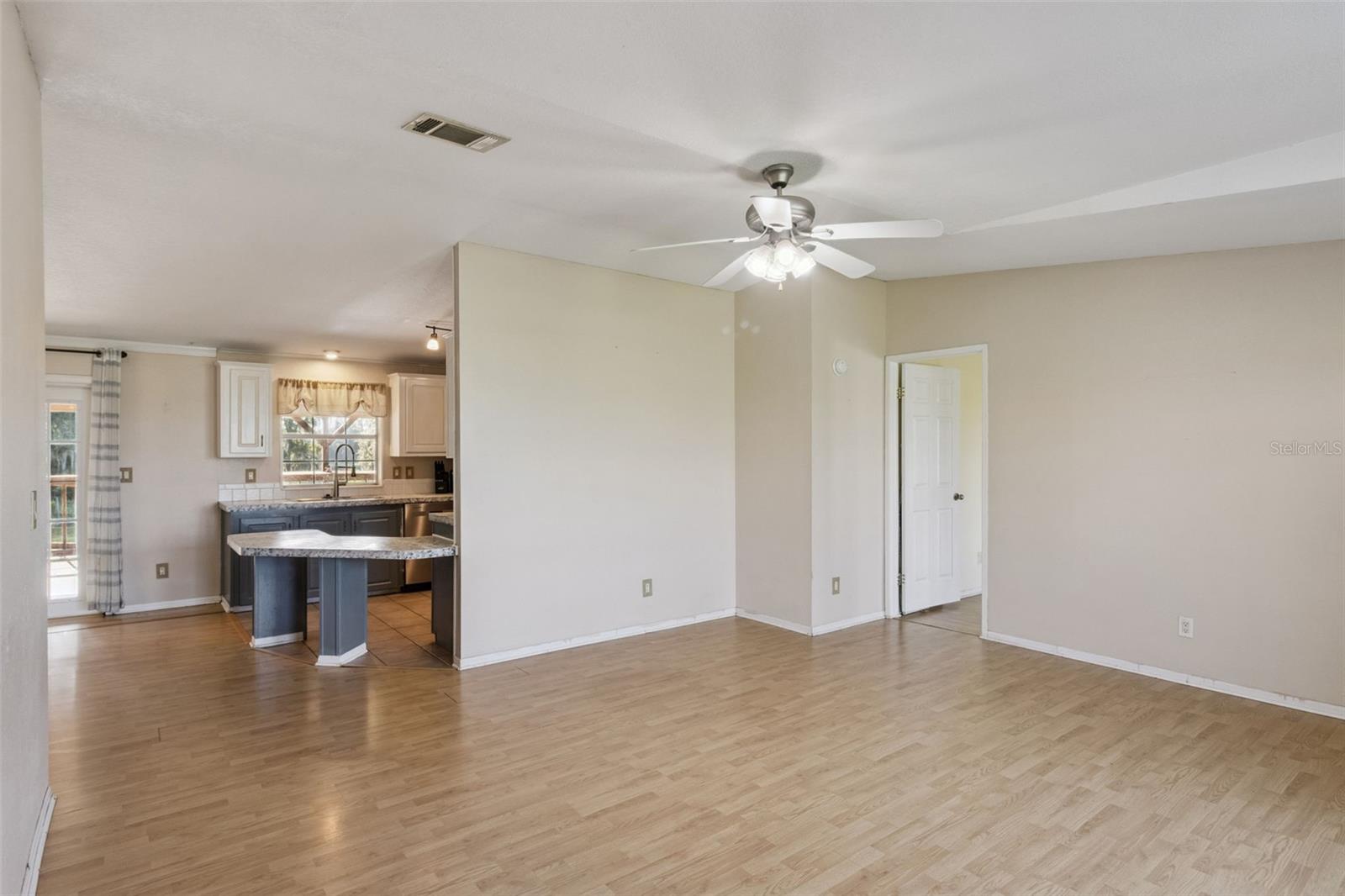 1153 SAND MOUNTAIN RD