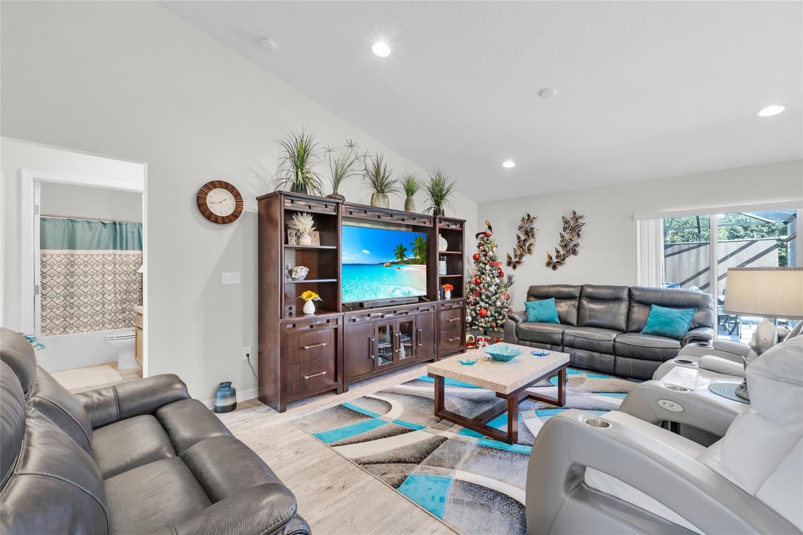 4034 DINNER LAKE WAY