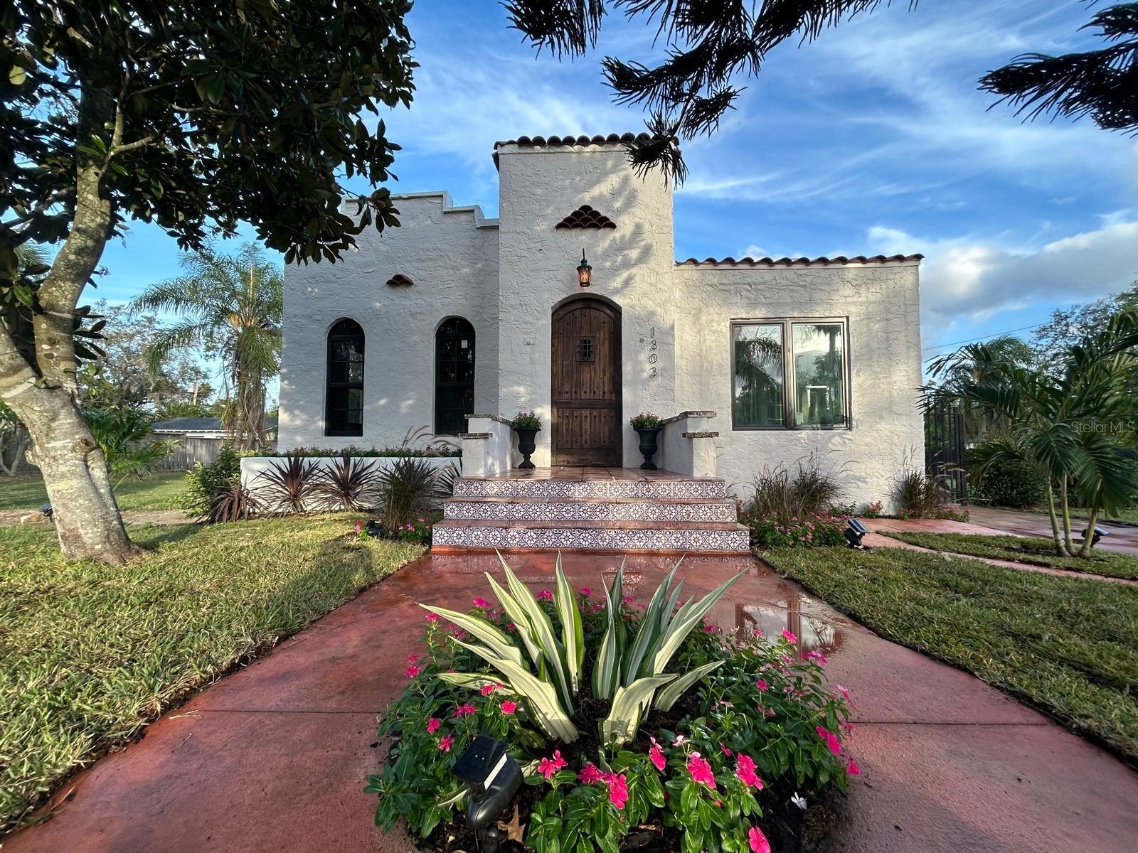 1303 NANCESOWEE AVE