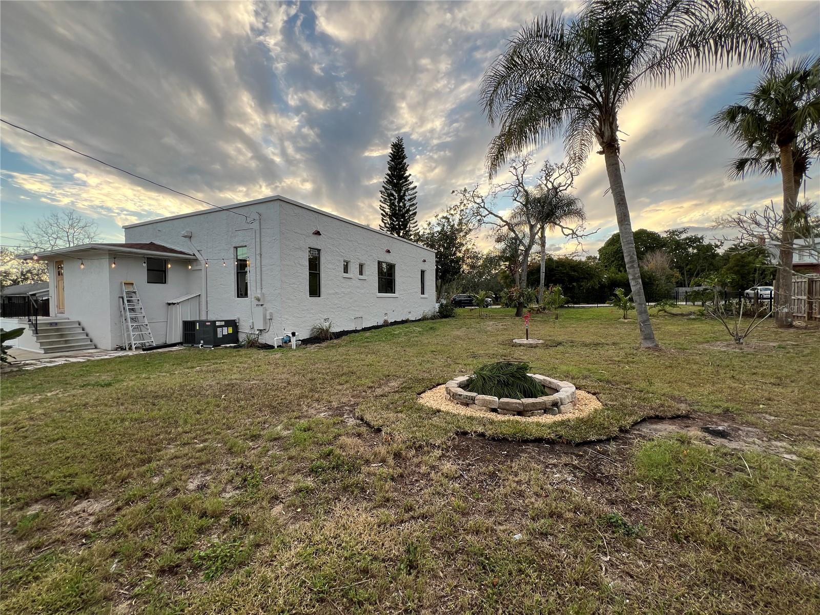 1303 NANCESOWEE AVE