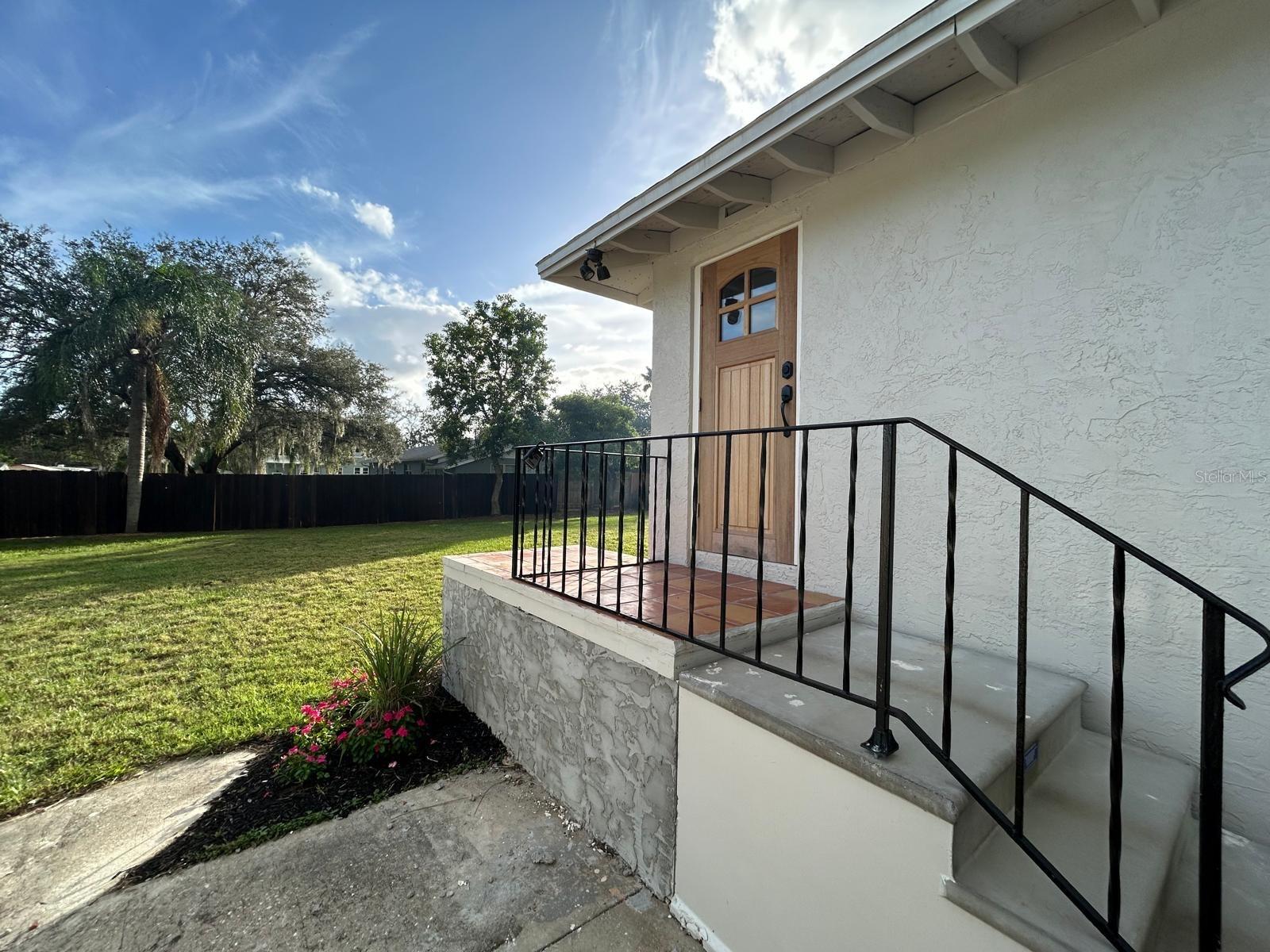 1303 NANCESOWEE AVE