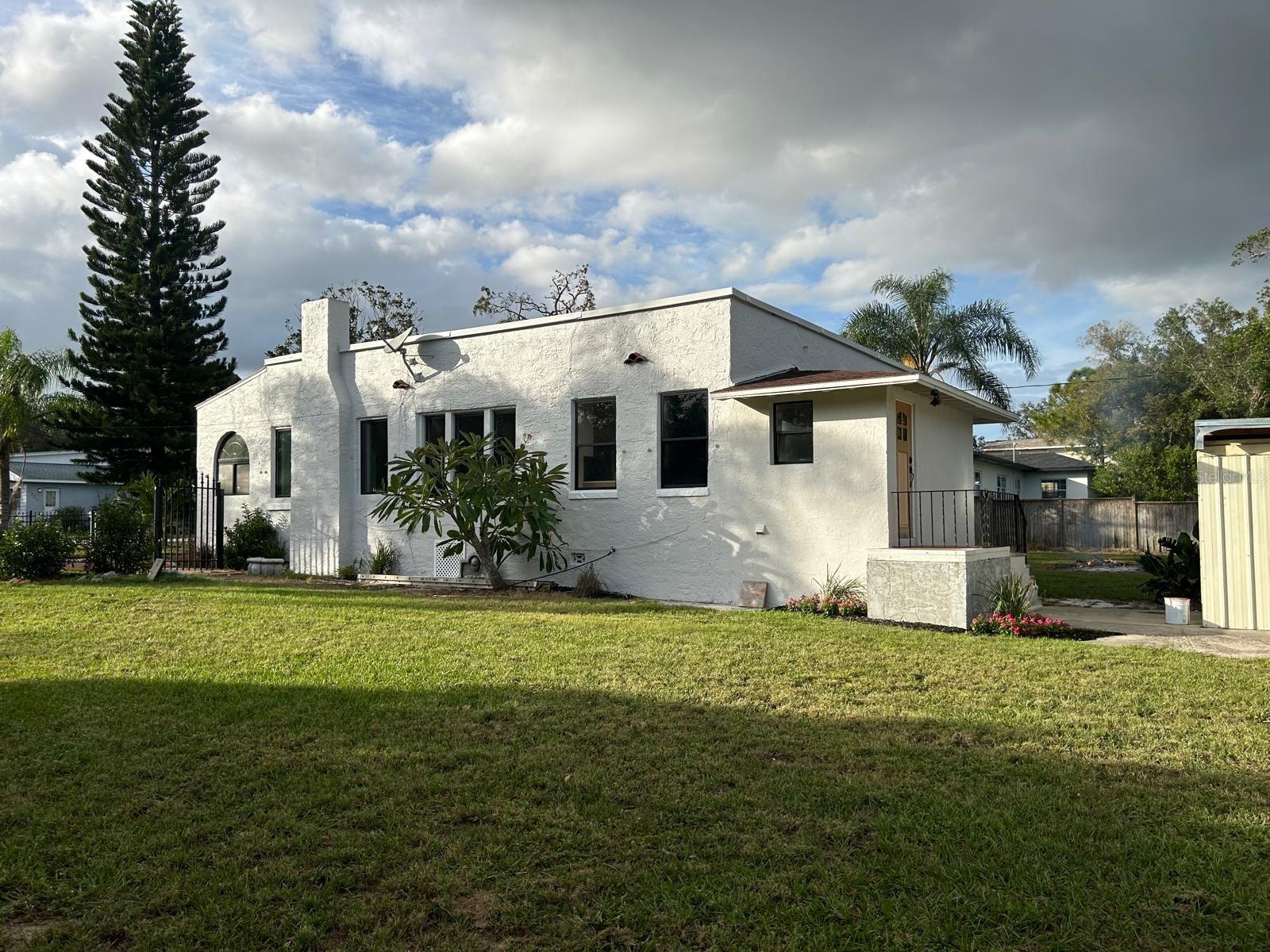 1303 NANCESOWEE AVE