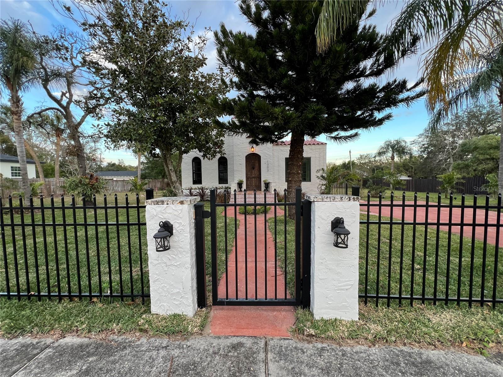 1303 NANCESOWEE AVE