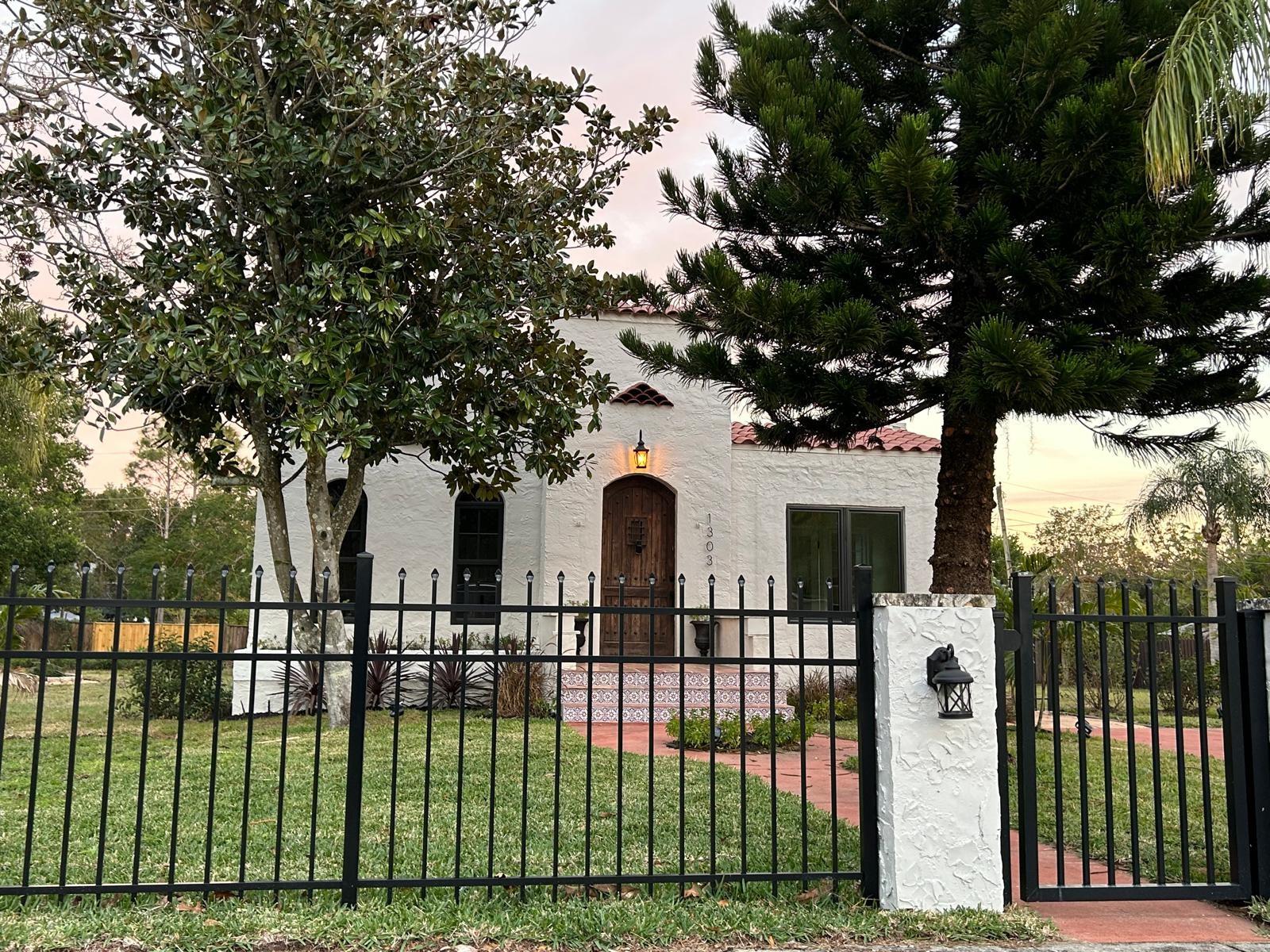 1303 NANCESOWEE AVE