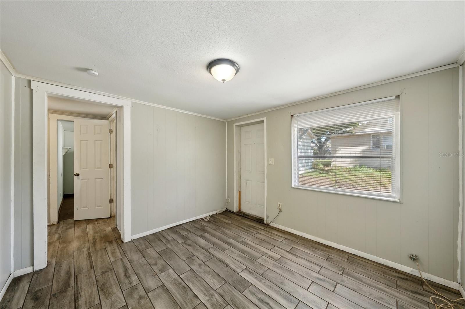 806 AVENUE O SW