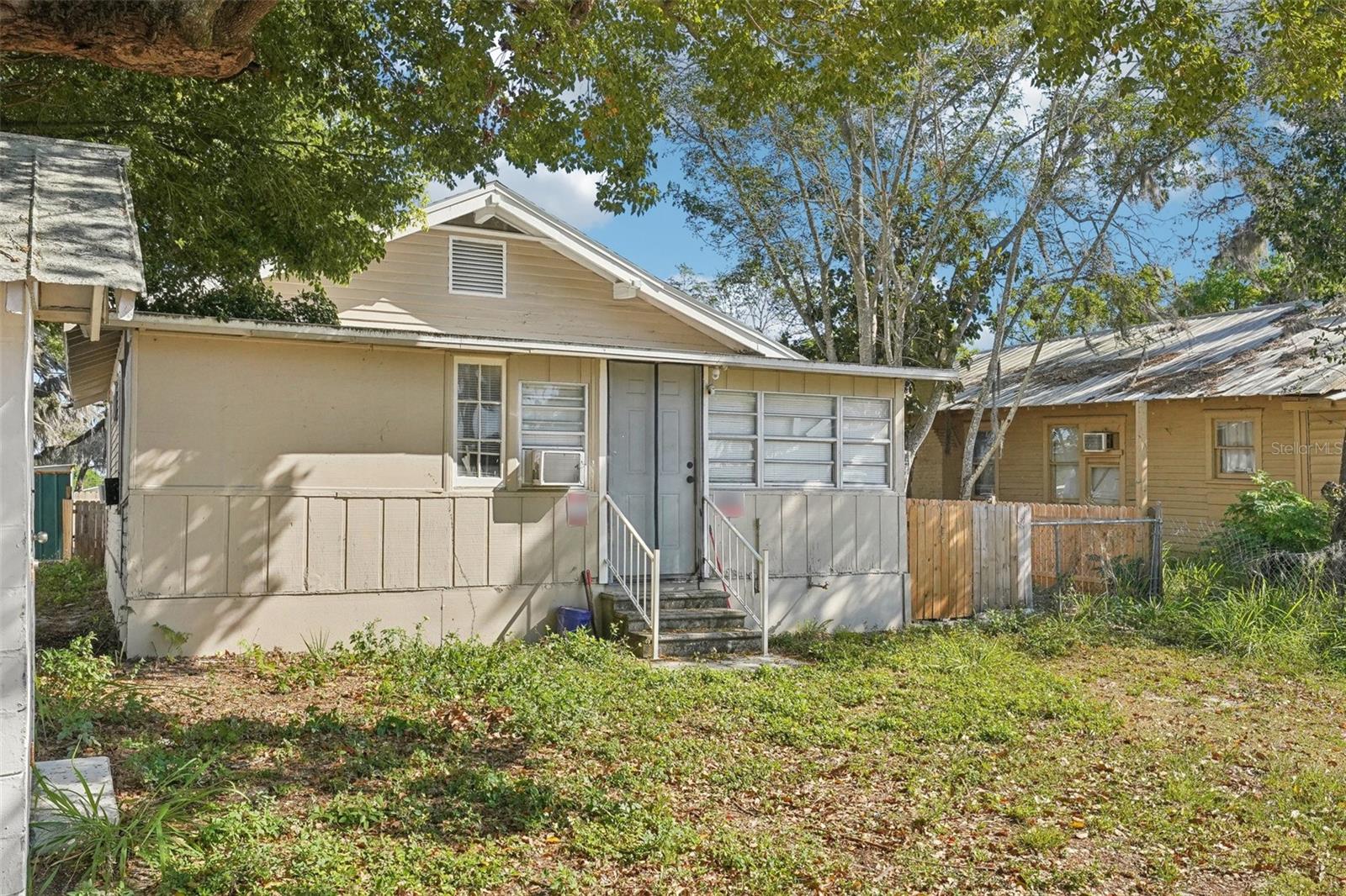 806 AVENUE O SW
